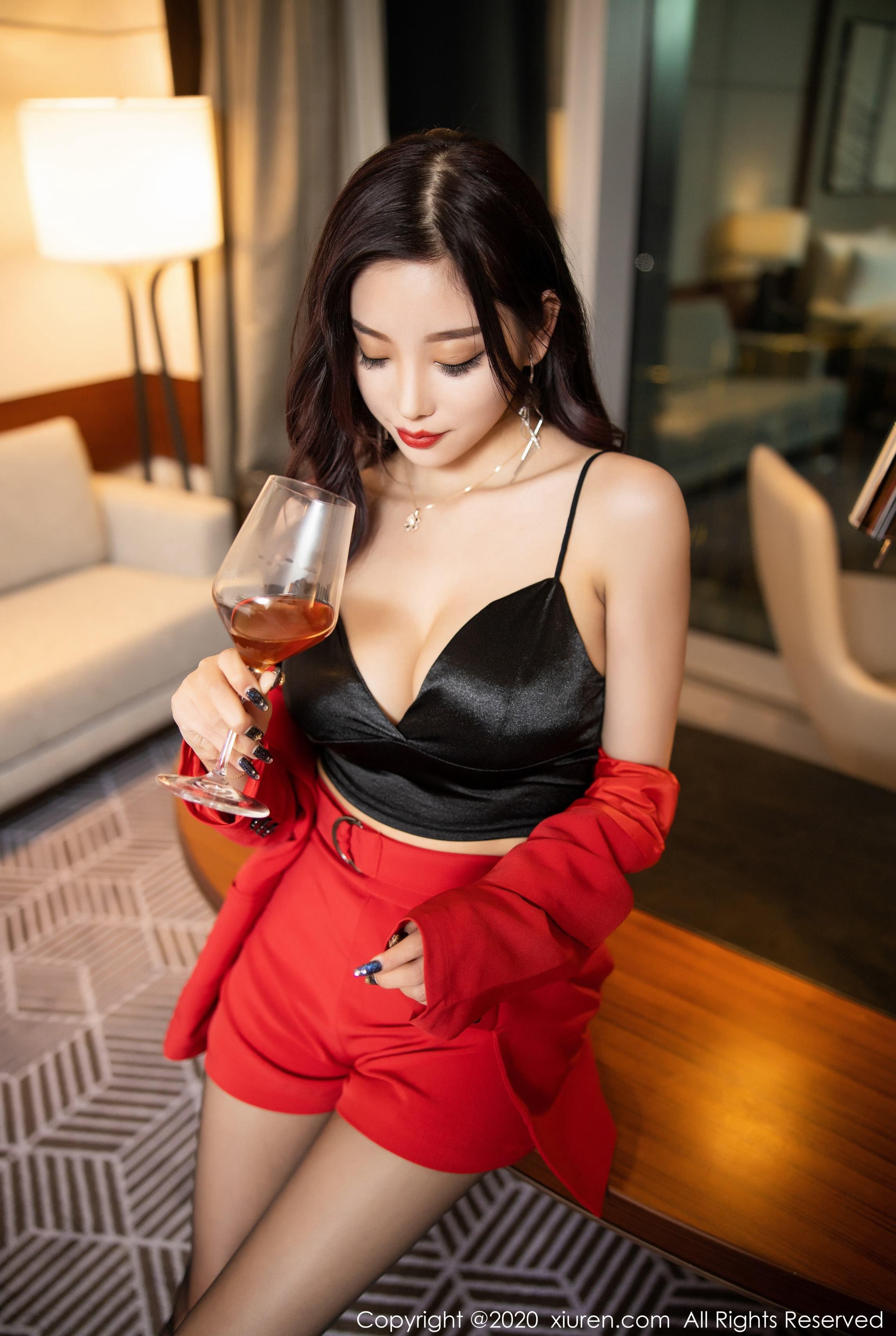 XIUREN秀人网 NO.2122 杨晨晨sugar第10张