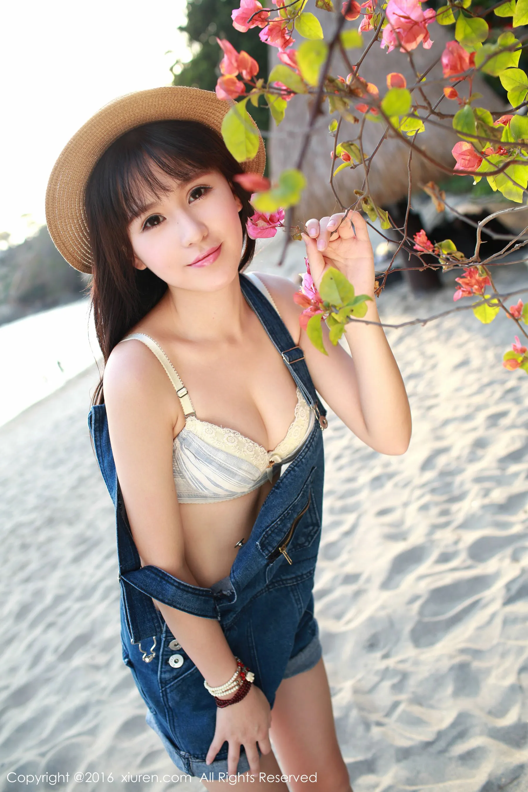  唐雨辰TYC《龙目岛旅拍》小清新系列 秀人网 No.467第8张