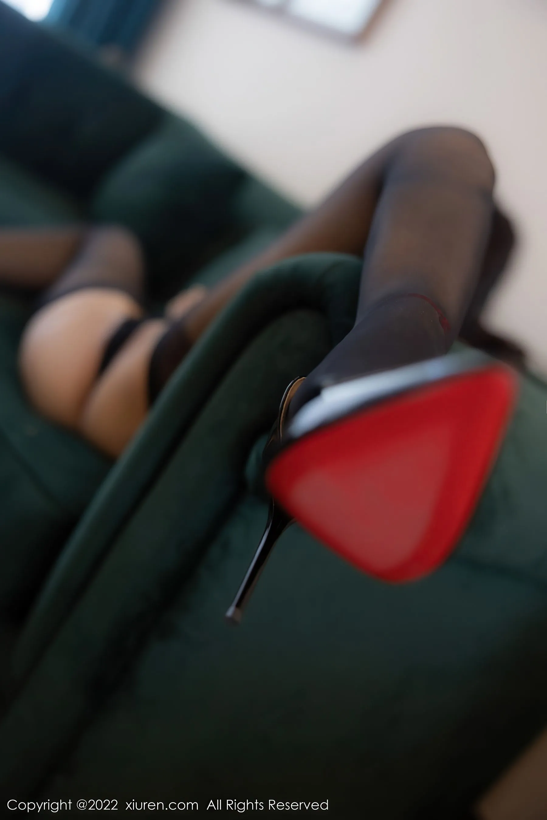 秀人网 No.5296 文静儿 黑丝美臀第12张