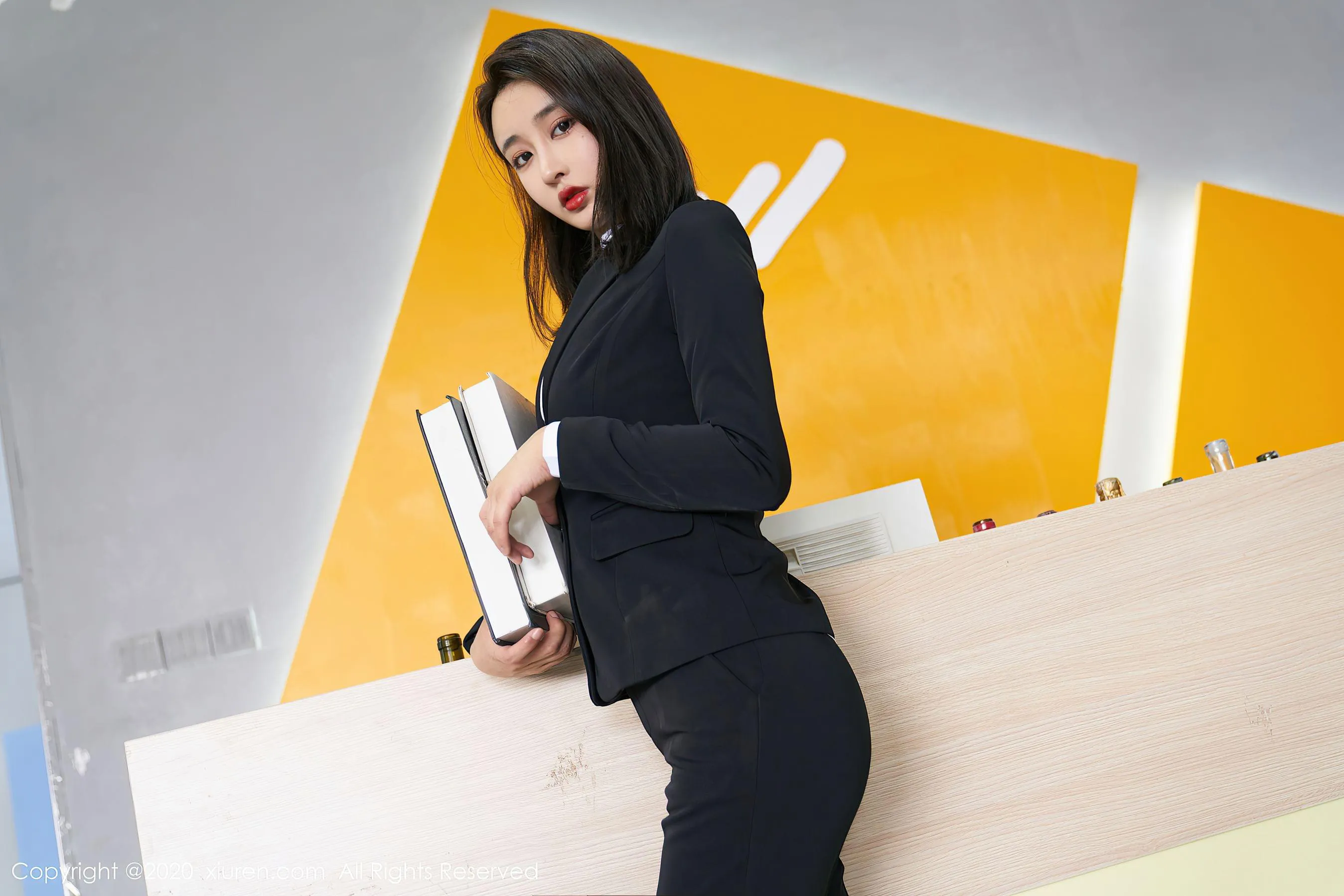  秀人XIUREN No.2392 林子欣Freya第3张