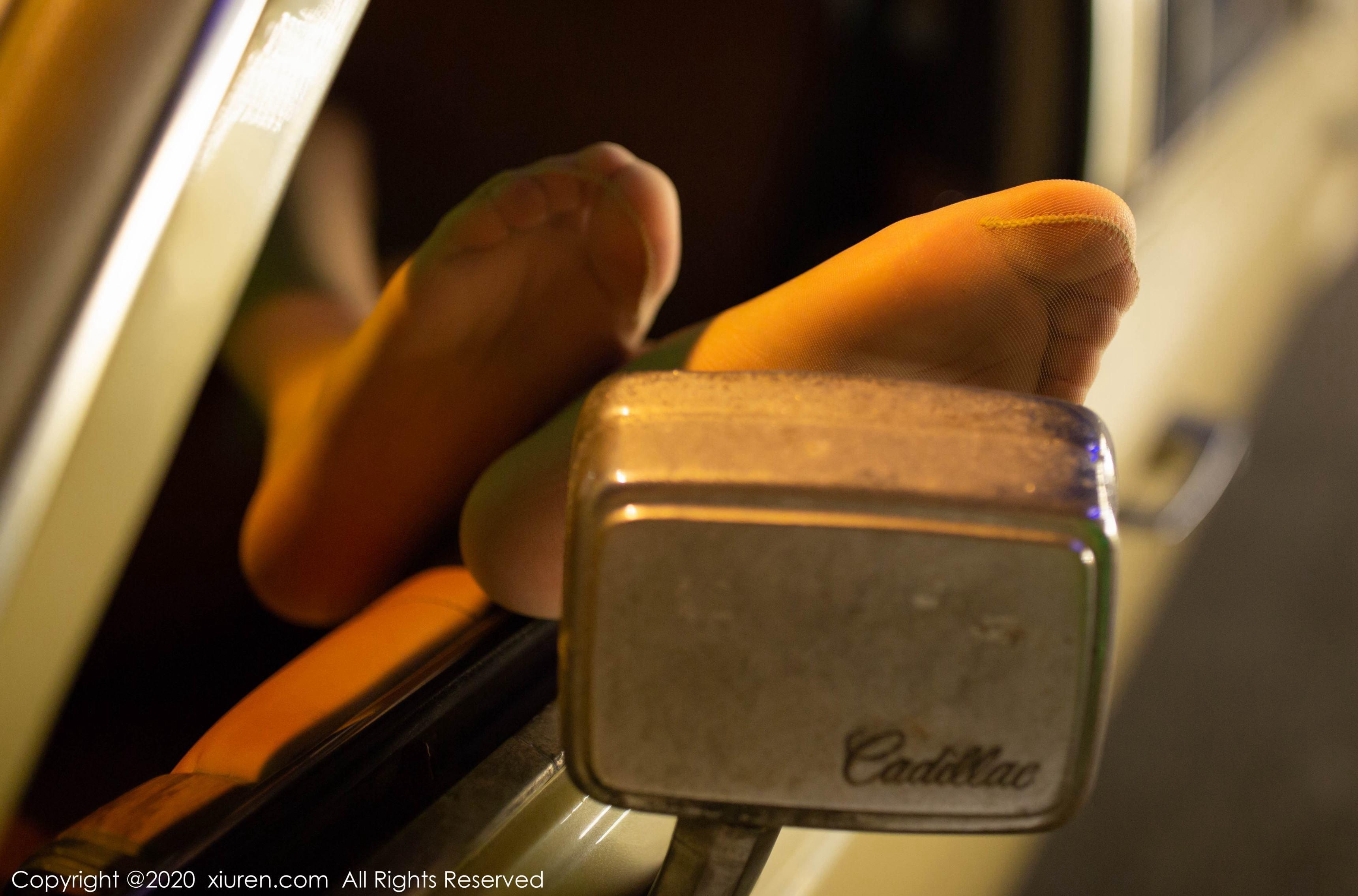 XIUREN秀人网 NO.2222 陆萱萱第19张