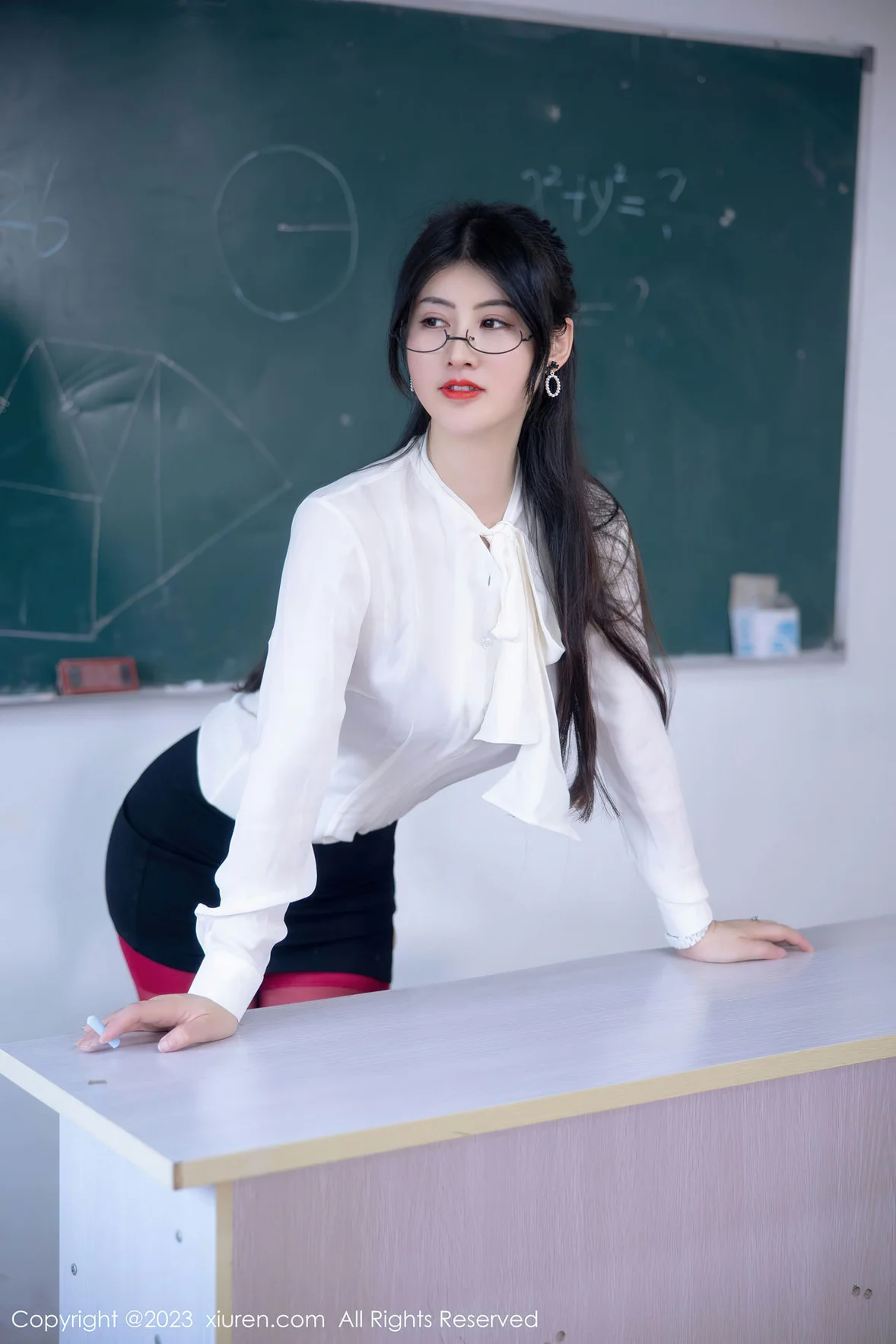  XiuRen 秀人 No.6980 诗诗kiki 教师角色扮演性感写真 [94P]第3张