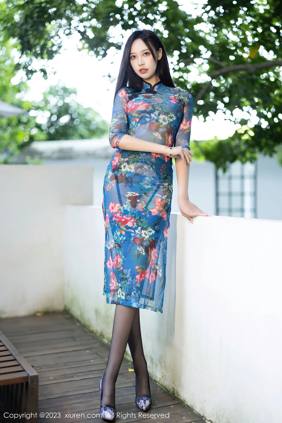  XiuRen 秀人 No.7271 郑颖姗Bev 蓝色旗袍性感写真 [82P]第1张