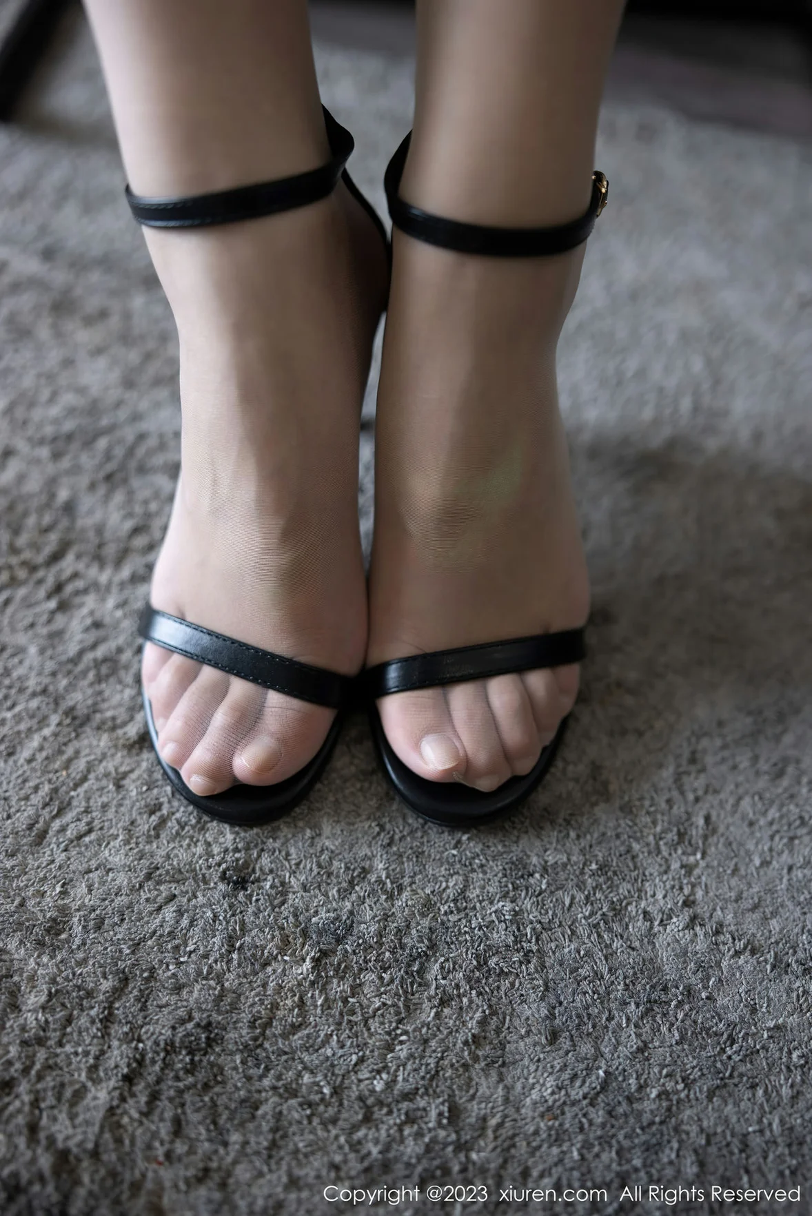  XiuRen 秀人 No.6927 可樂Vicky 连衣短裙性感写真 [91P]第29张