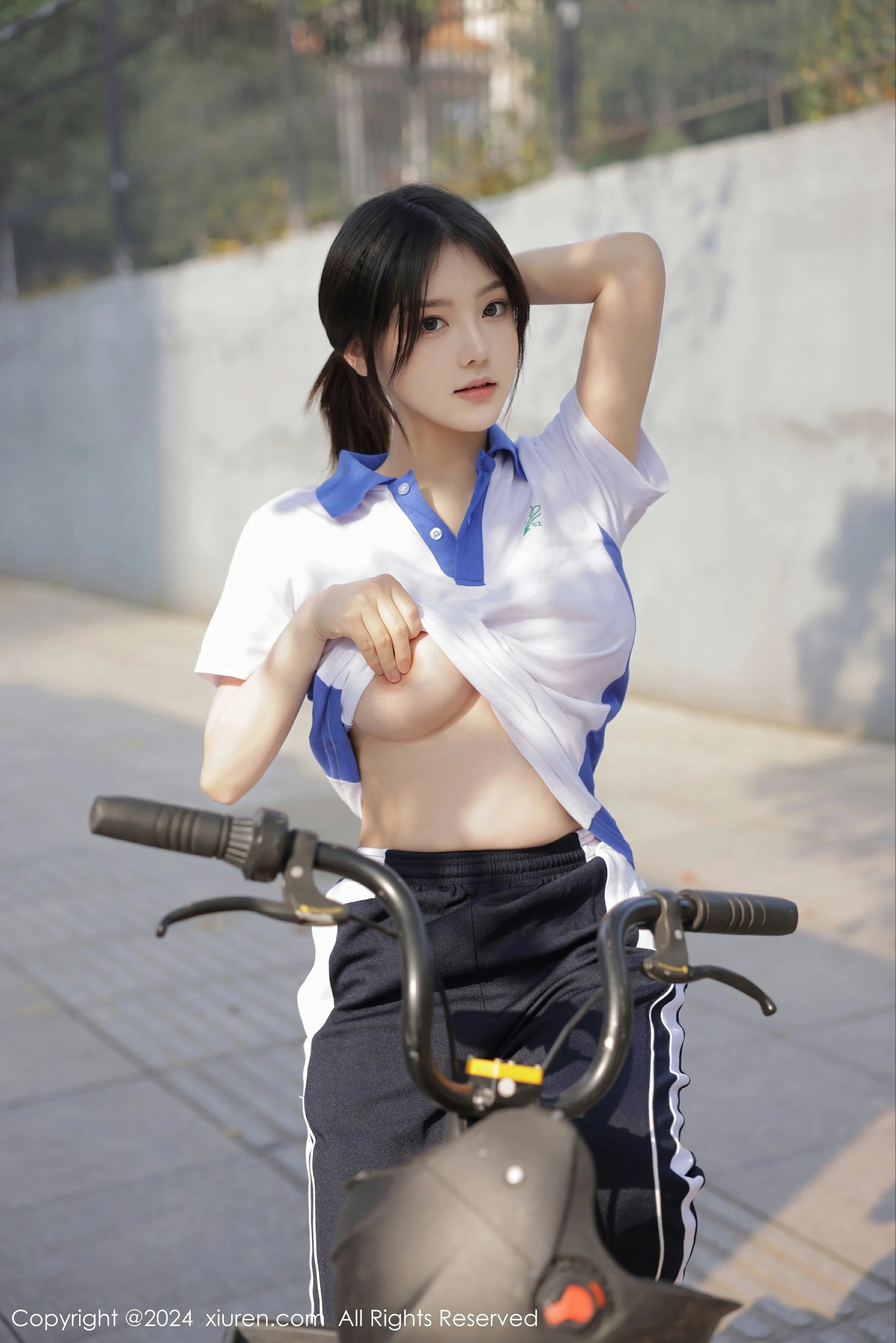 XiuRen 秀人 2024.01.19 No.7994 豆瓣酱第27张