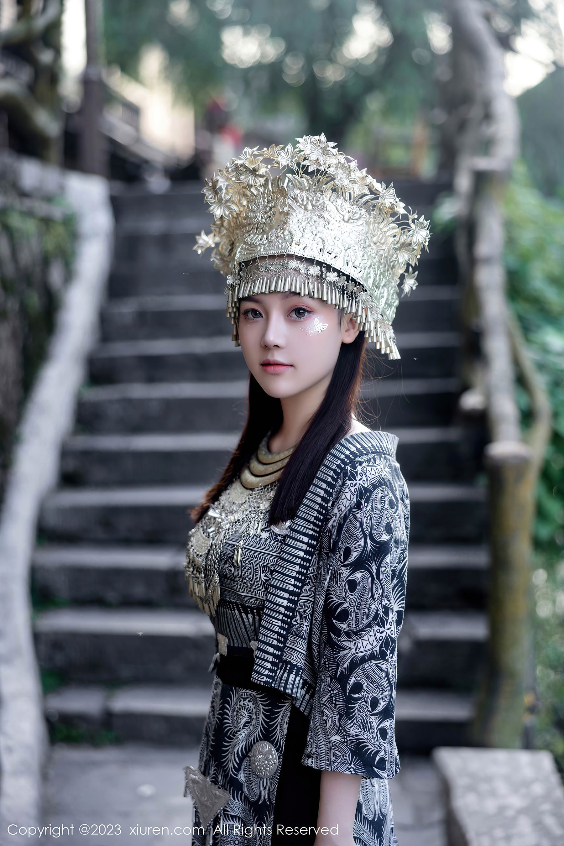 XiuRen 秀人 No.7448 豆瓣酱 苗族服饰第22张