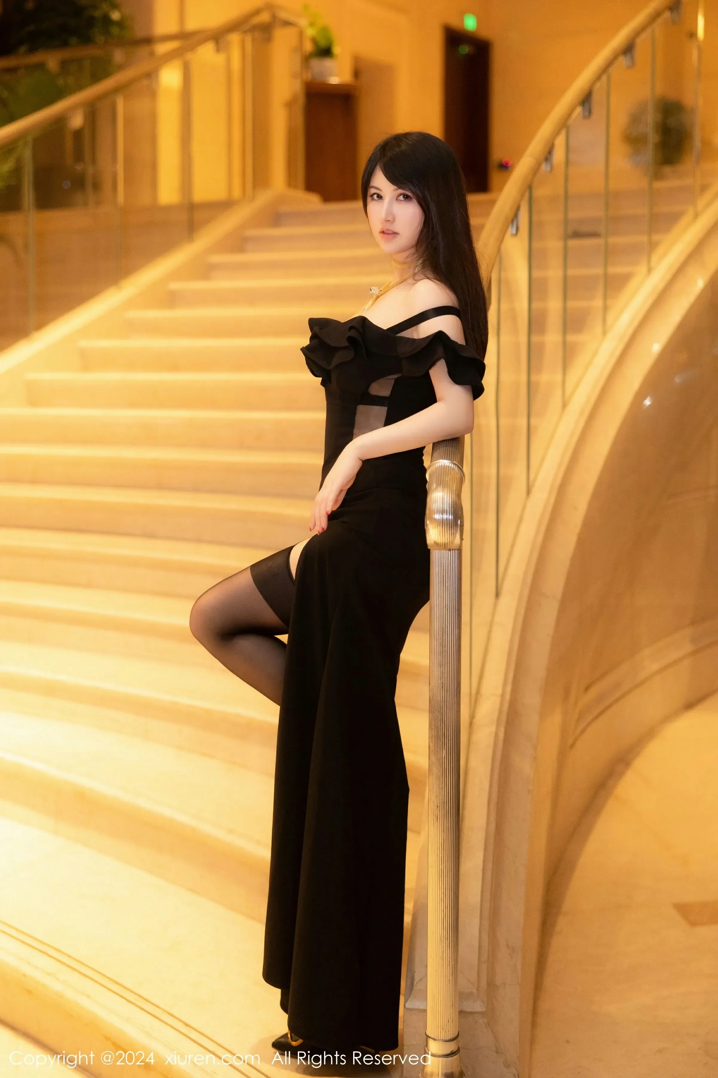  XiuRen 秀人 No.8397 诗诗kiki [81P]第3张