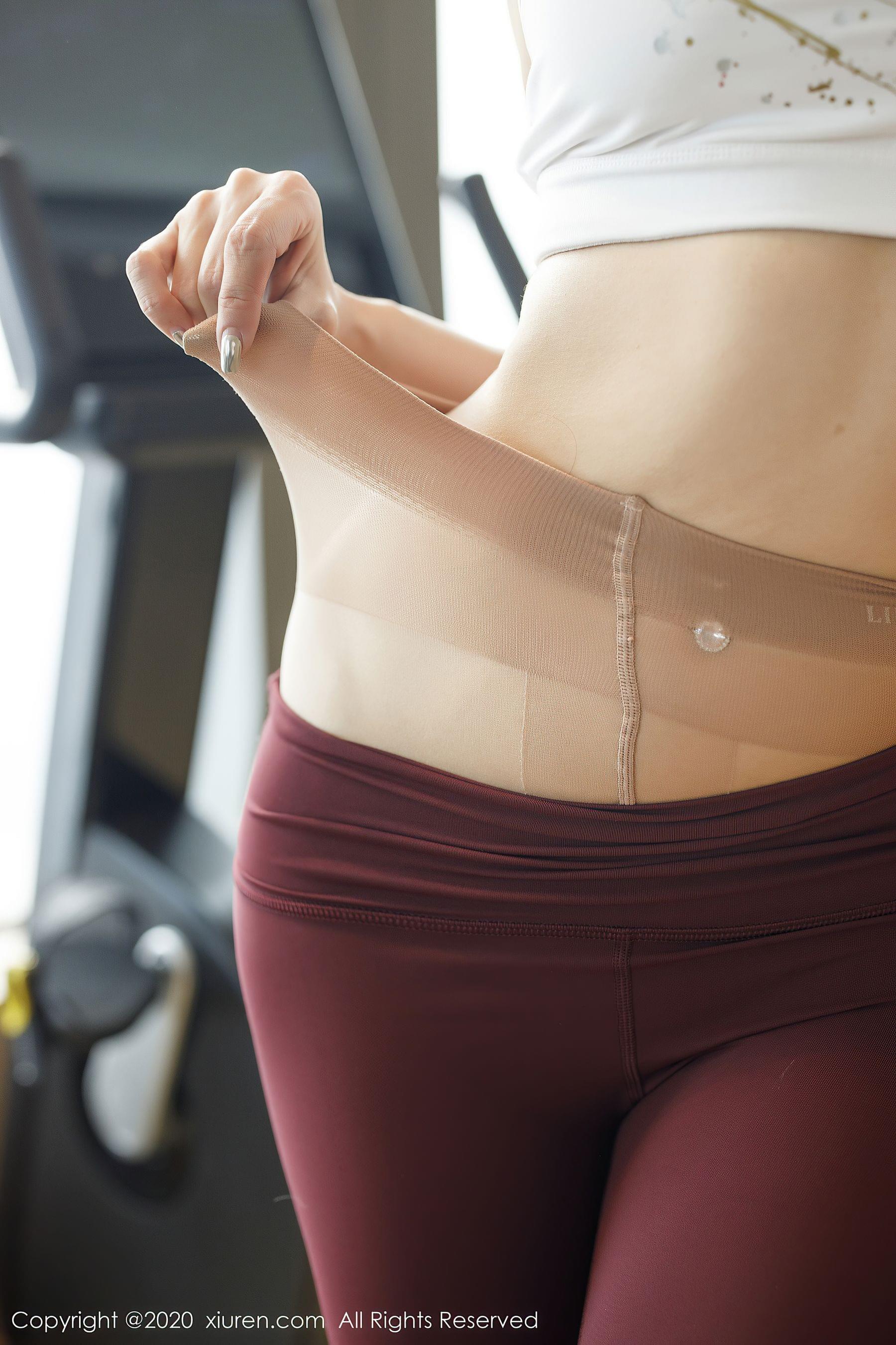  秀人XIUREN No.2332 果儿Victoria第2张