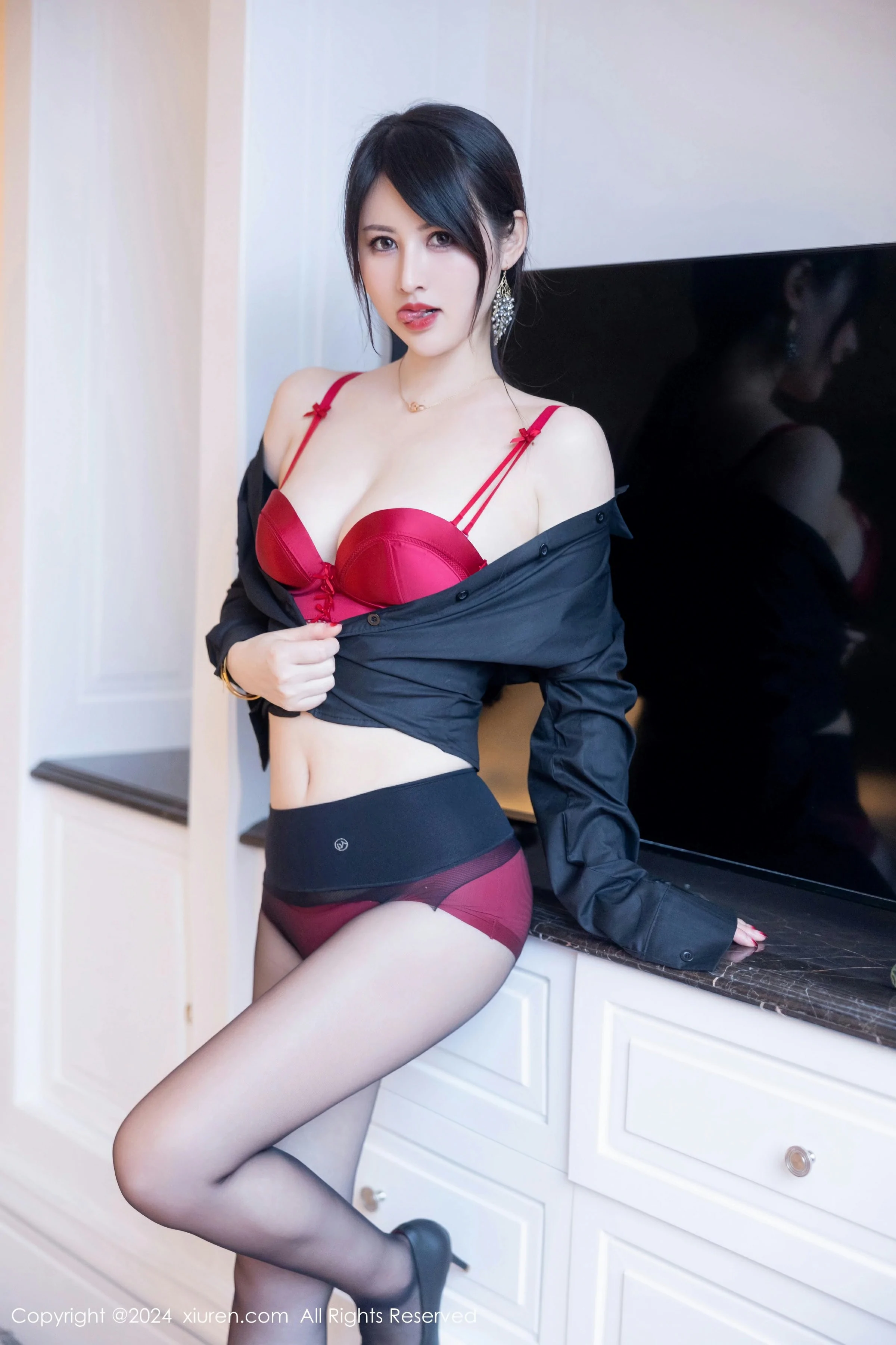  XiuRen 秀人 No.8569 诗诗kiki [83P]第15张