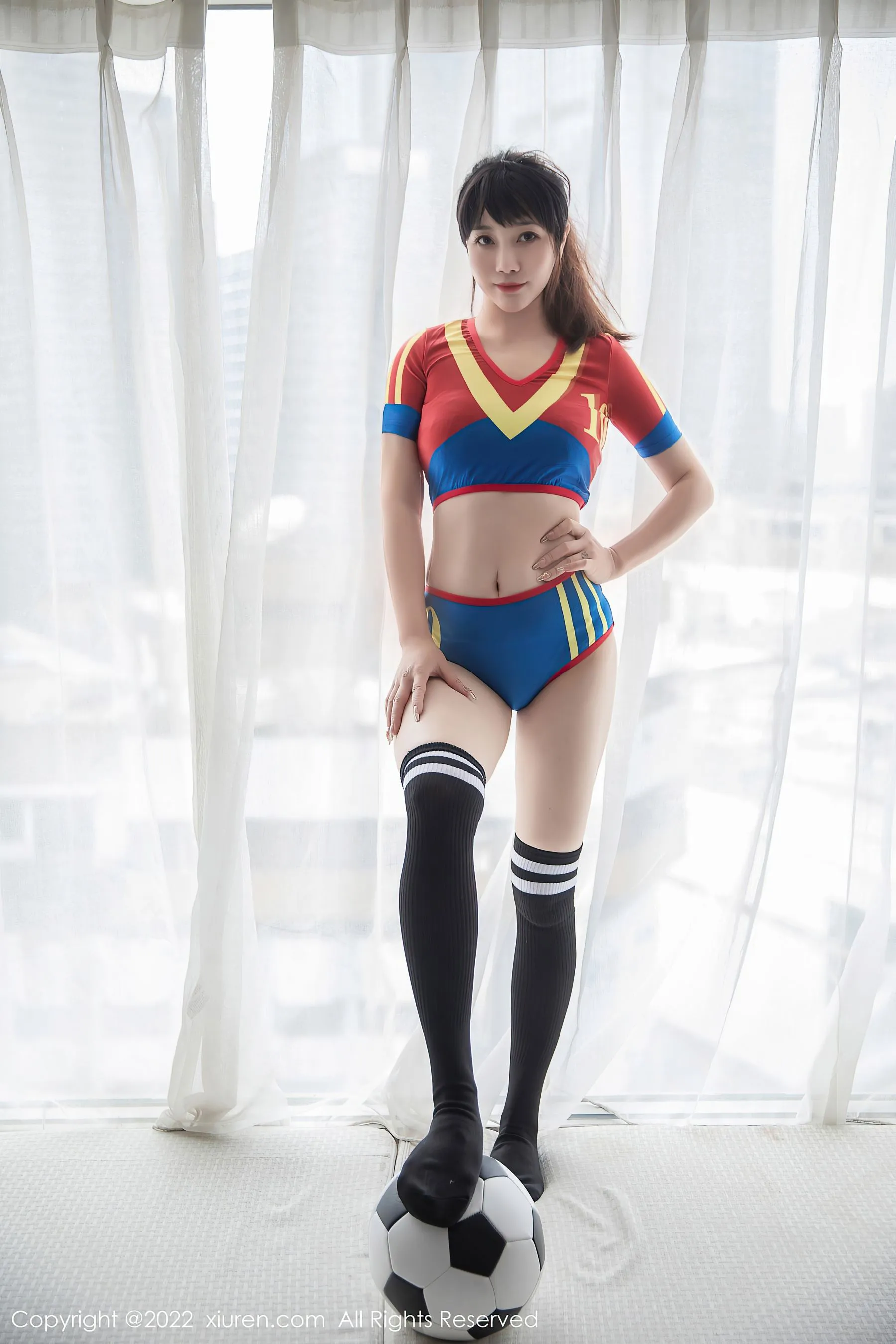  秀人网 No.5974 严利娅Yuliya 足球美臀第5张