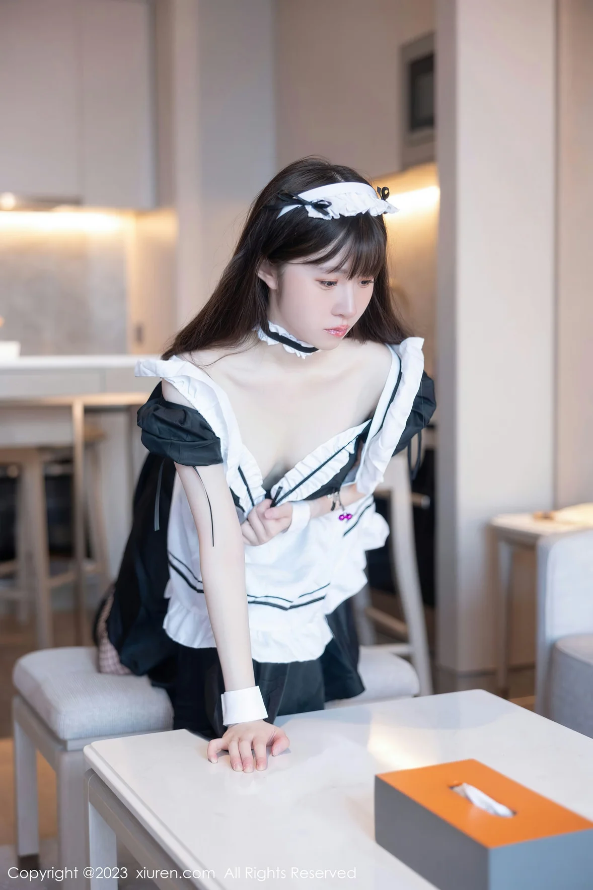  XiuRen 秀人 No.7034 林悠悠 黑色女仆性感写真 [85P]第13张