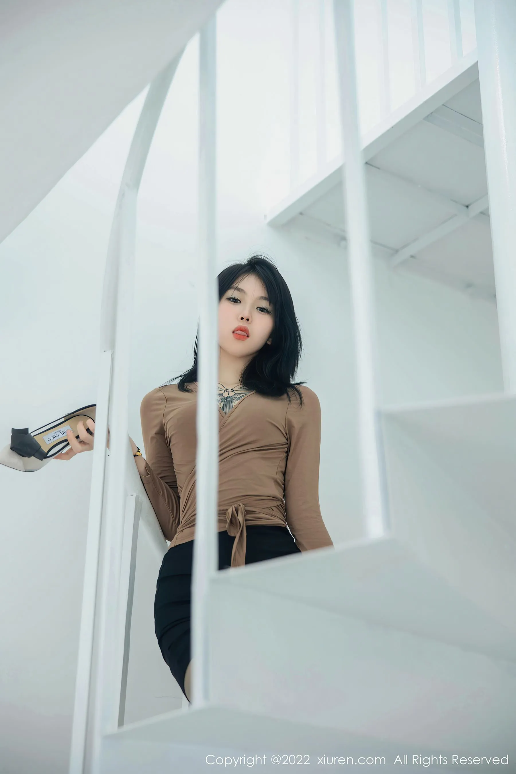  秀人网 No.5587 奶瓶. 大理旅拍第16张