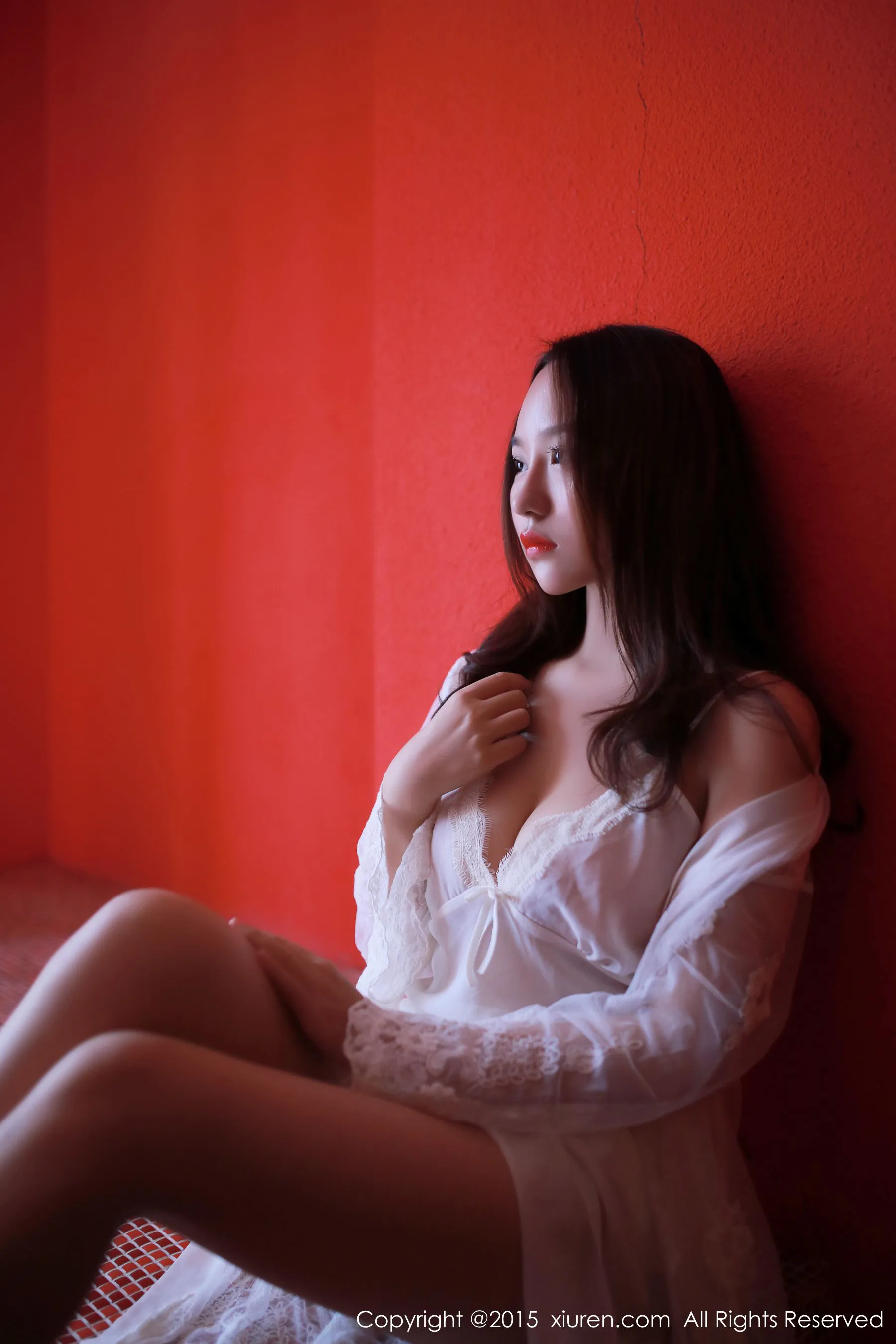  94年湖北模特@鱼猫盾i 秀人网 No.355第1张