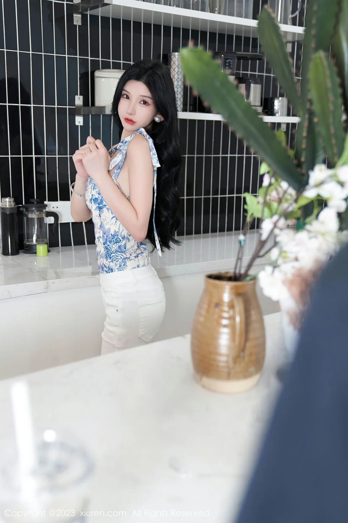  XiuRen 秀人 No.7225 周于希Sally 主题《可以给我你的微信嘛？》厦门旅拍 [103P]第7张