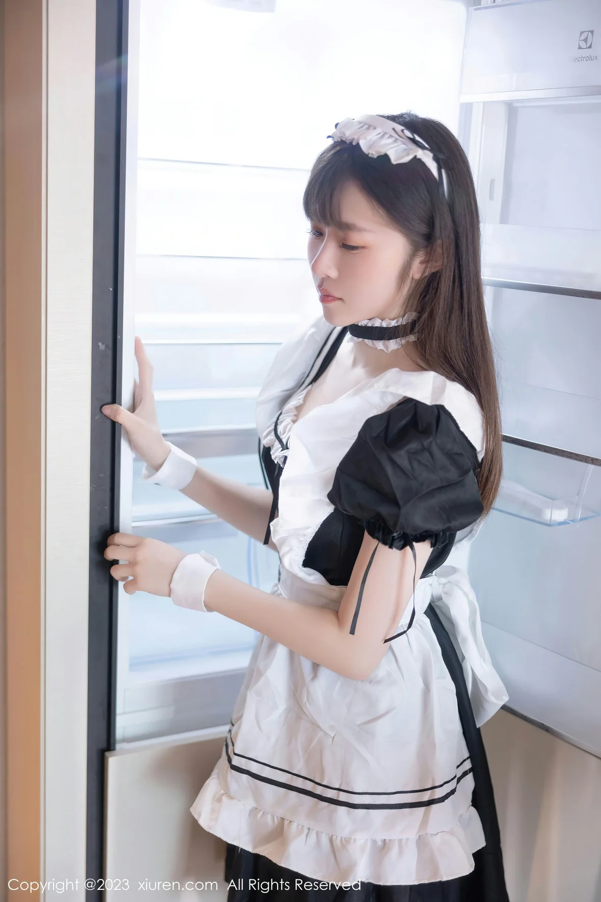  XiuRen 秀人 No.7034 林悠悠 黑色女仆性感写真 [85P]第6张