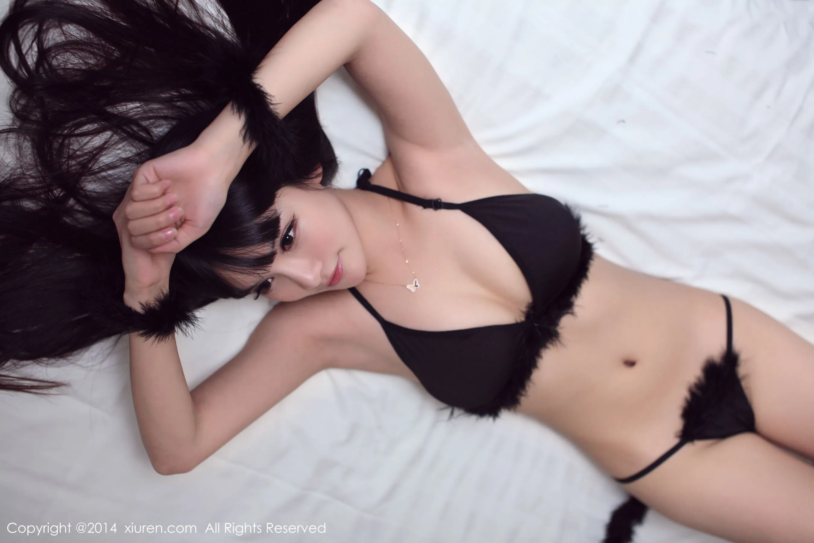 妮儿Bluelabel/刘妮《COSPLAY+内衣私房》 秀人网 No.218第4张