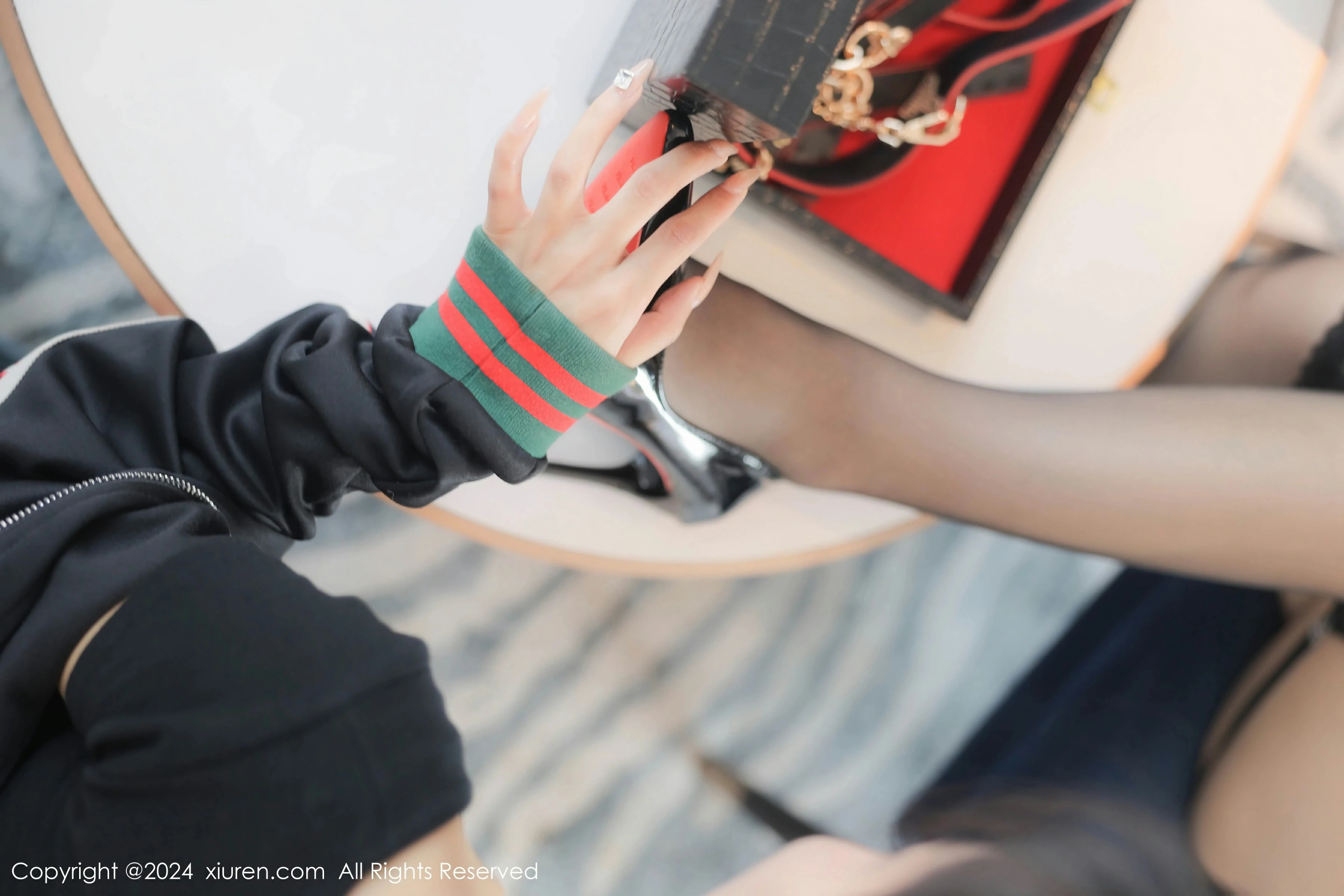  XiuRen 秀人 No.8668 周周不吃香菜 模特合集 [85P]第6张