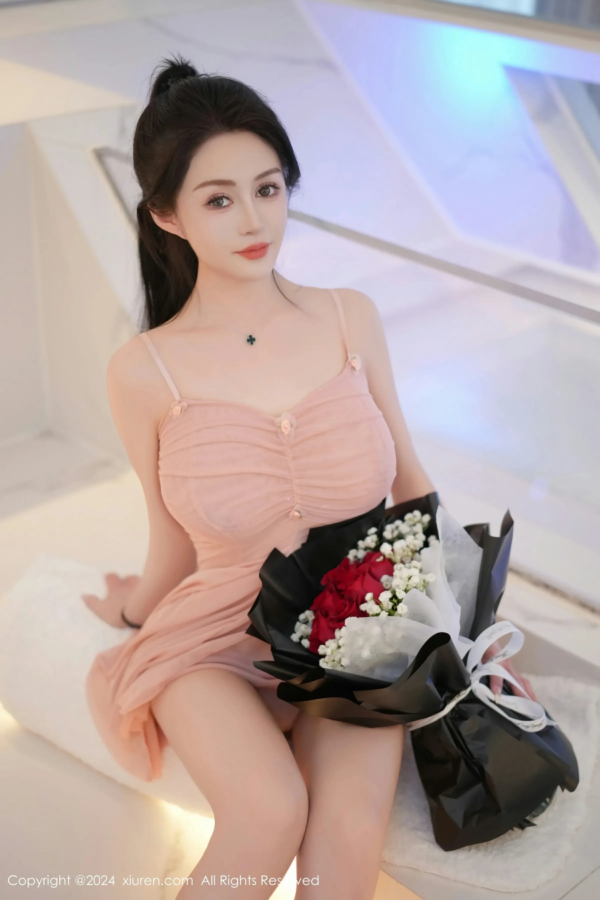  XiuRen 秀人 No.8395 林幼一 [120P]第2张