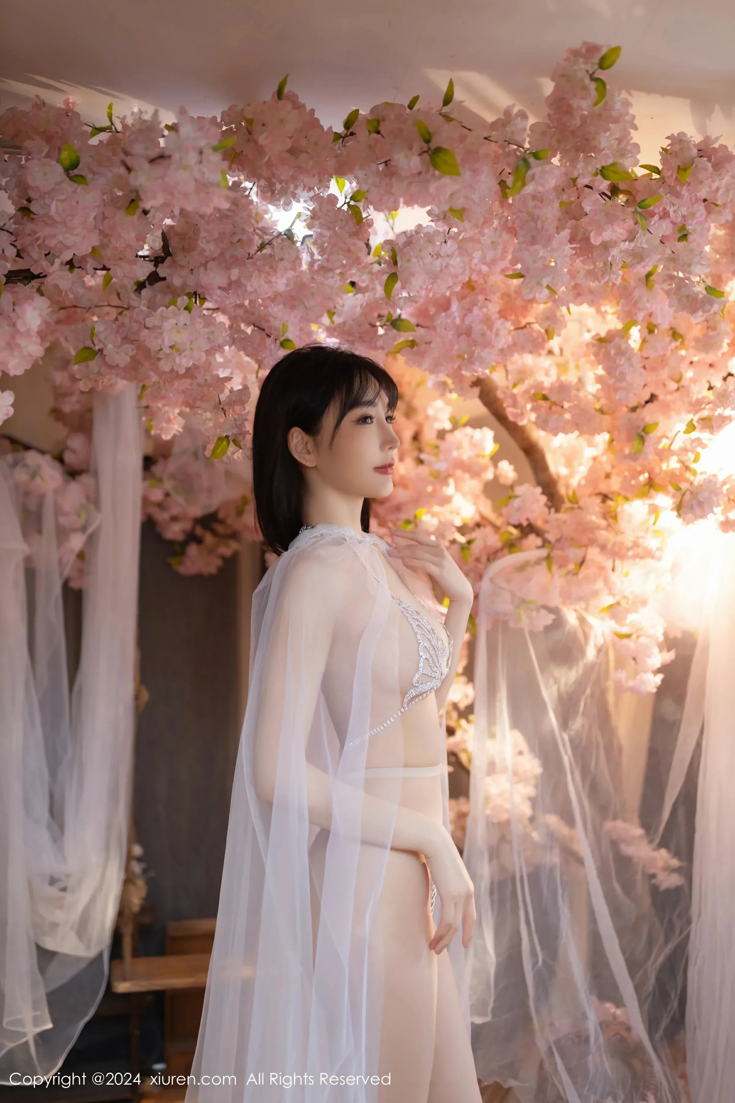  XiuRen 秀人 No.8807 陆萱萱 [80P]第1张