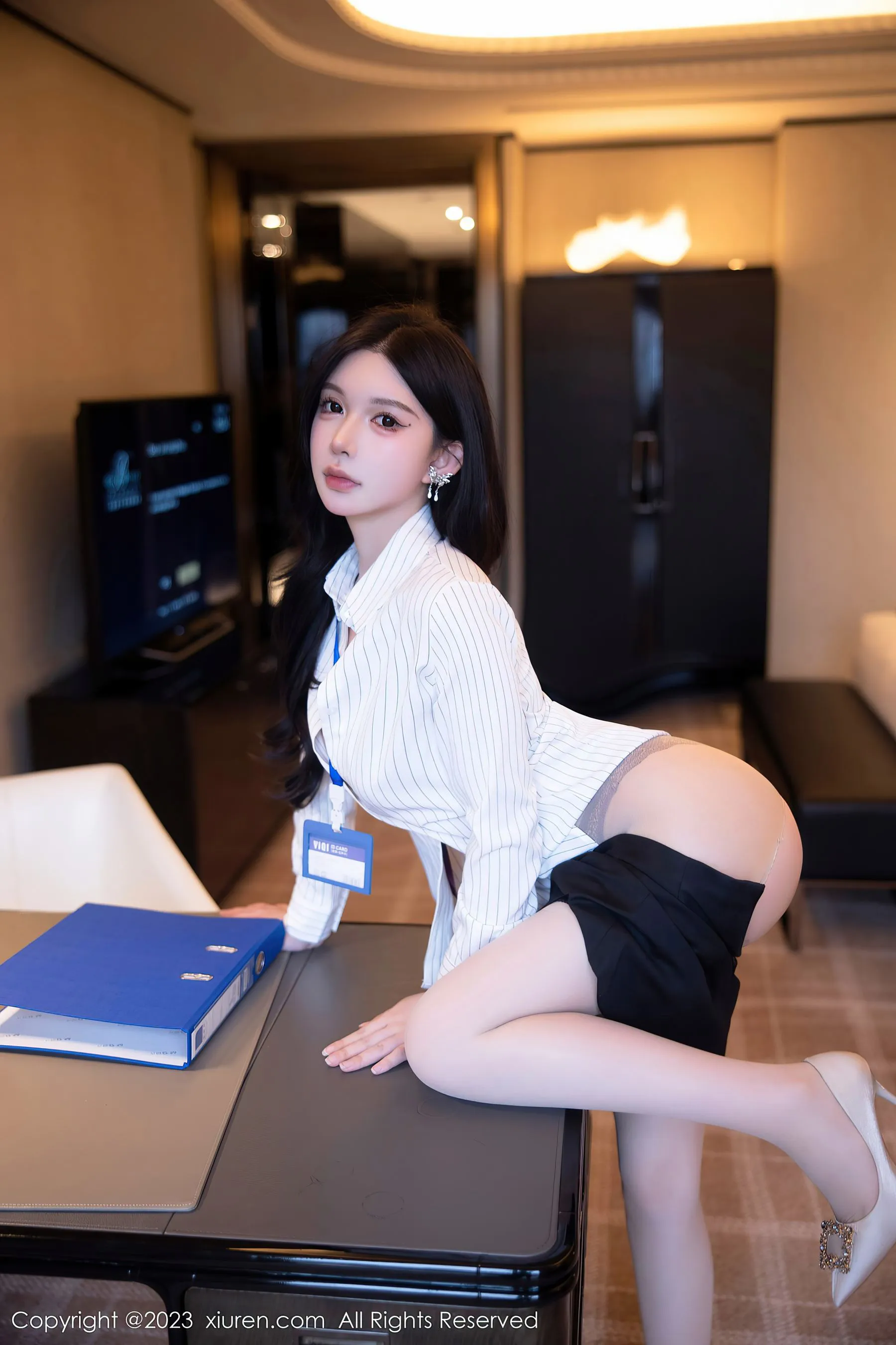  秀人网 No.6247 林珊珊 短裙美腿