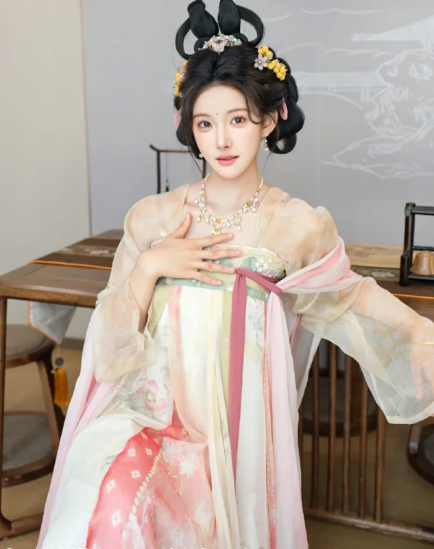  秀人网 No.10645 梨霜儿 [82P]