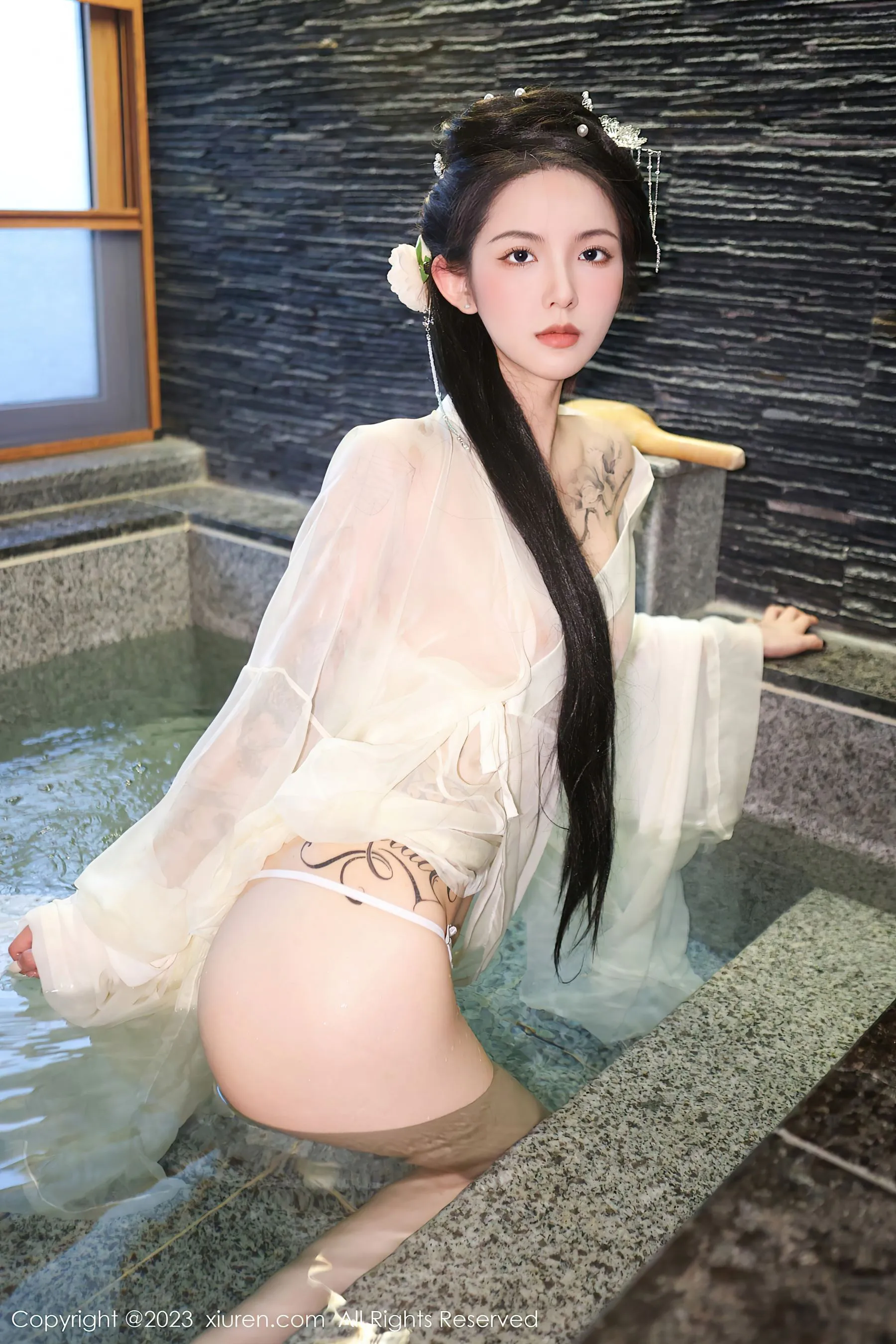  秀人网 No.6430 乔一一 古装美腿