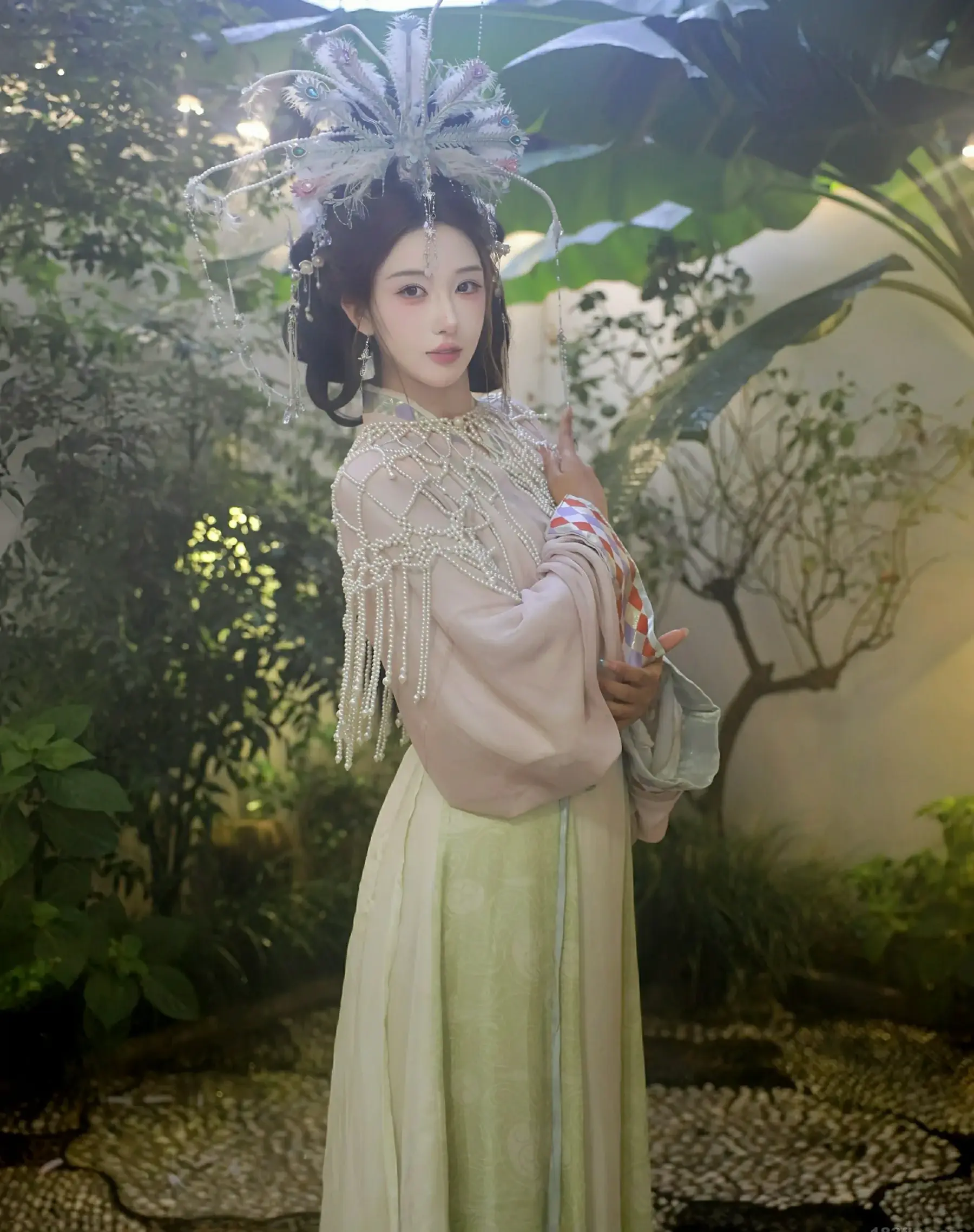  秀人网 No.10736 金允希Yuki [80P]第1张