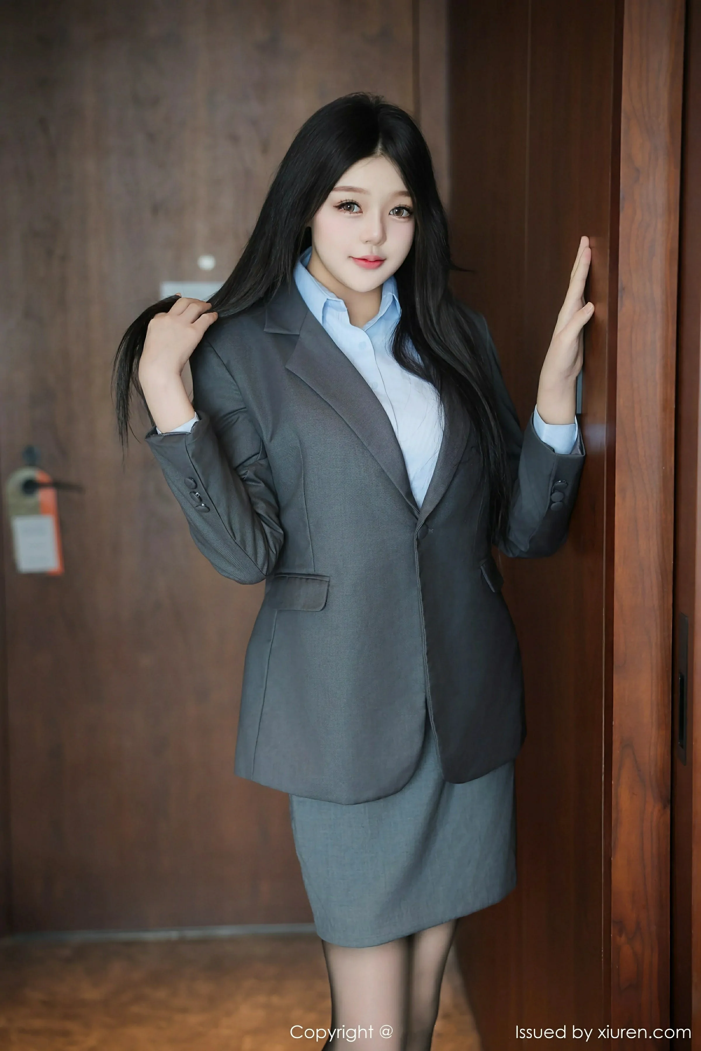  XiuRen 秀人 No.9453 柚柚小奶瓶 [73P]第1张