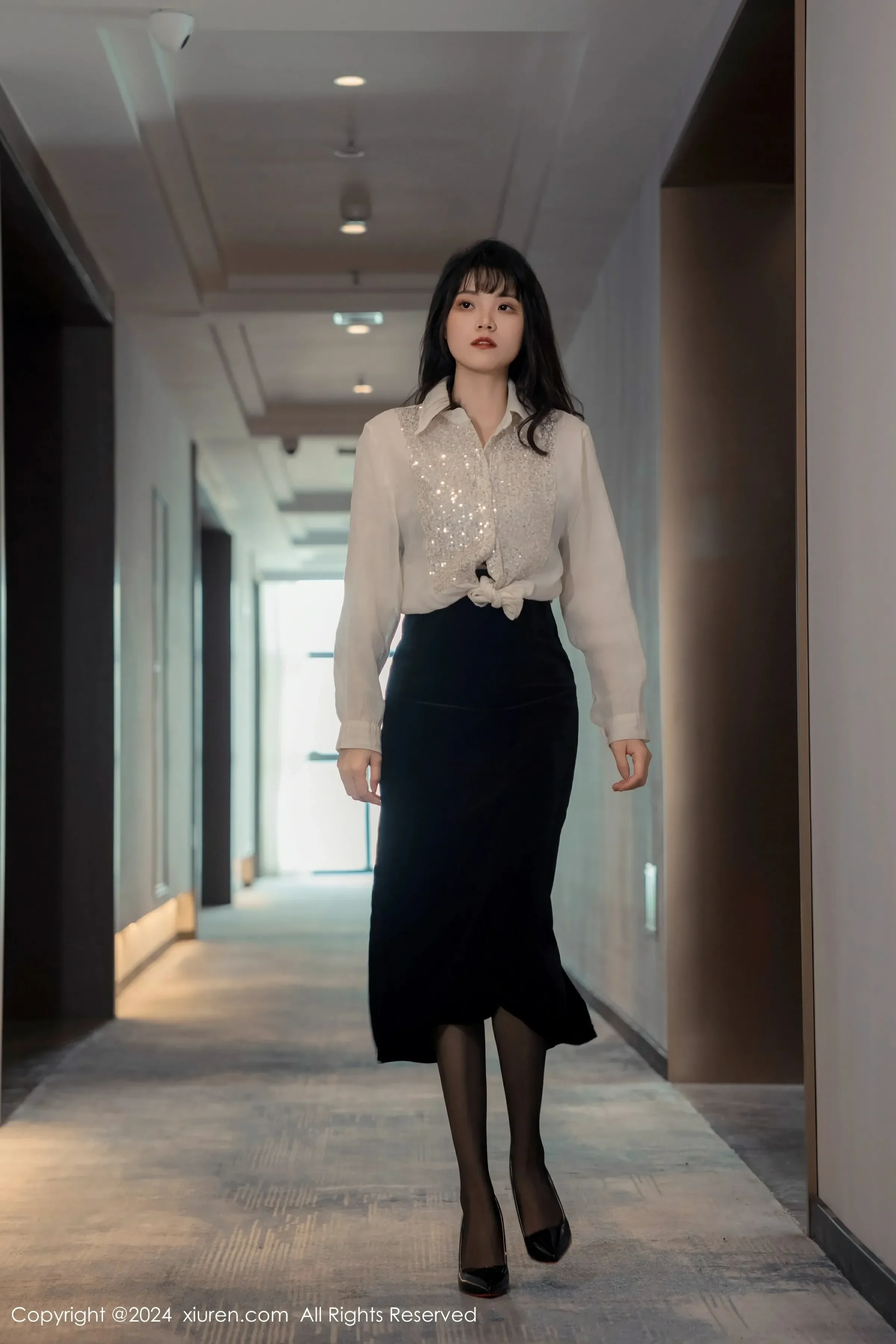  XiuRen 秀人 No.8353 唐安诺 [55P]第2张