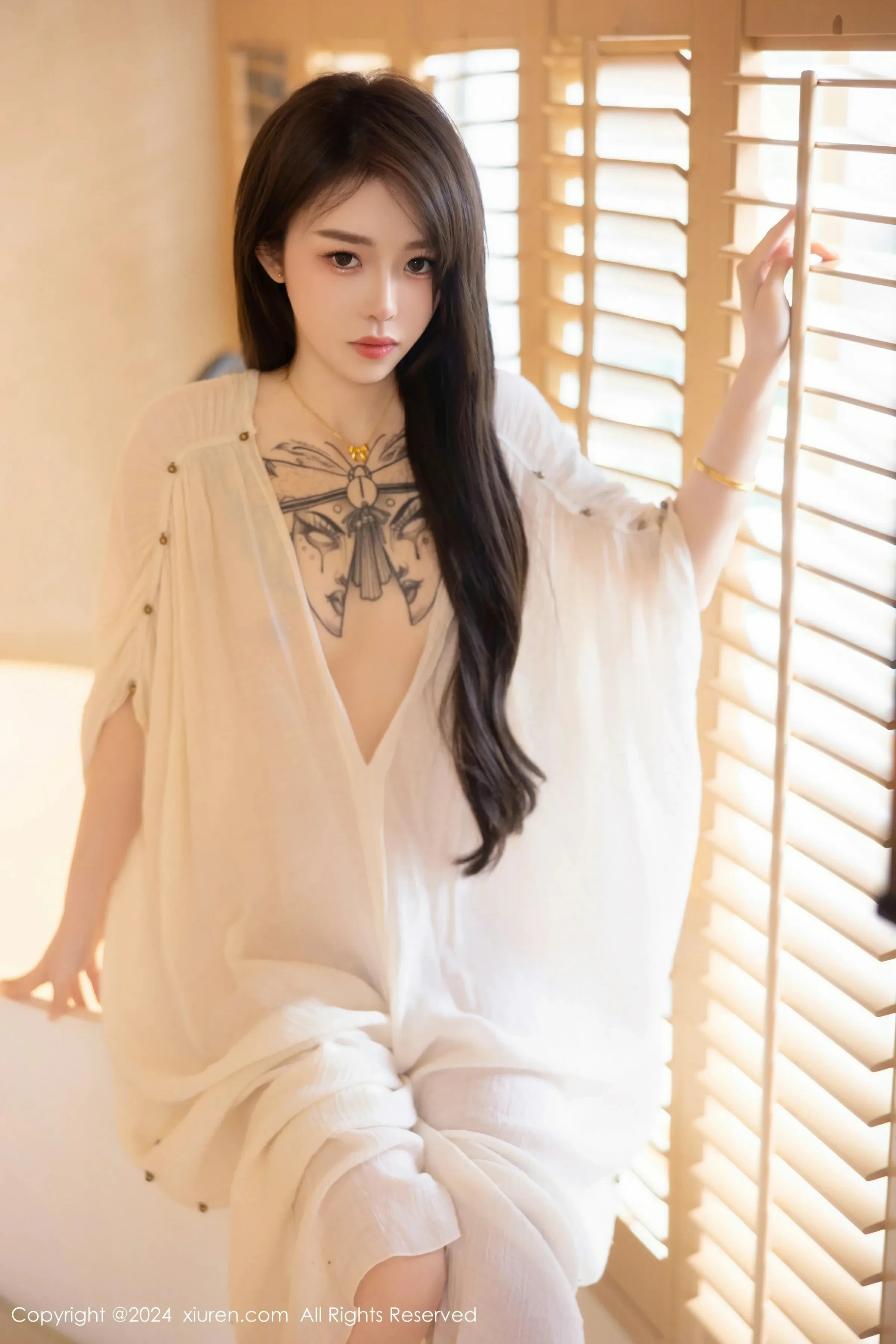  XiuRen 秀人 No.8842 夏竹 新人模特 [83P]第2张