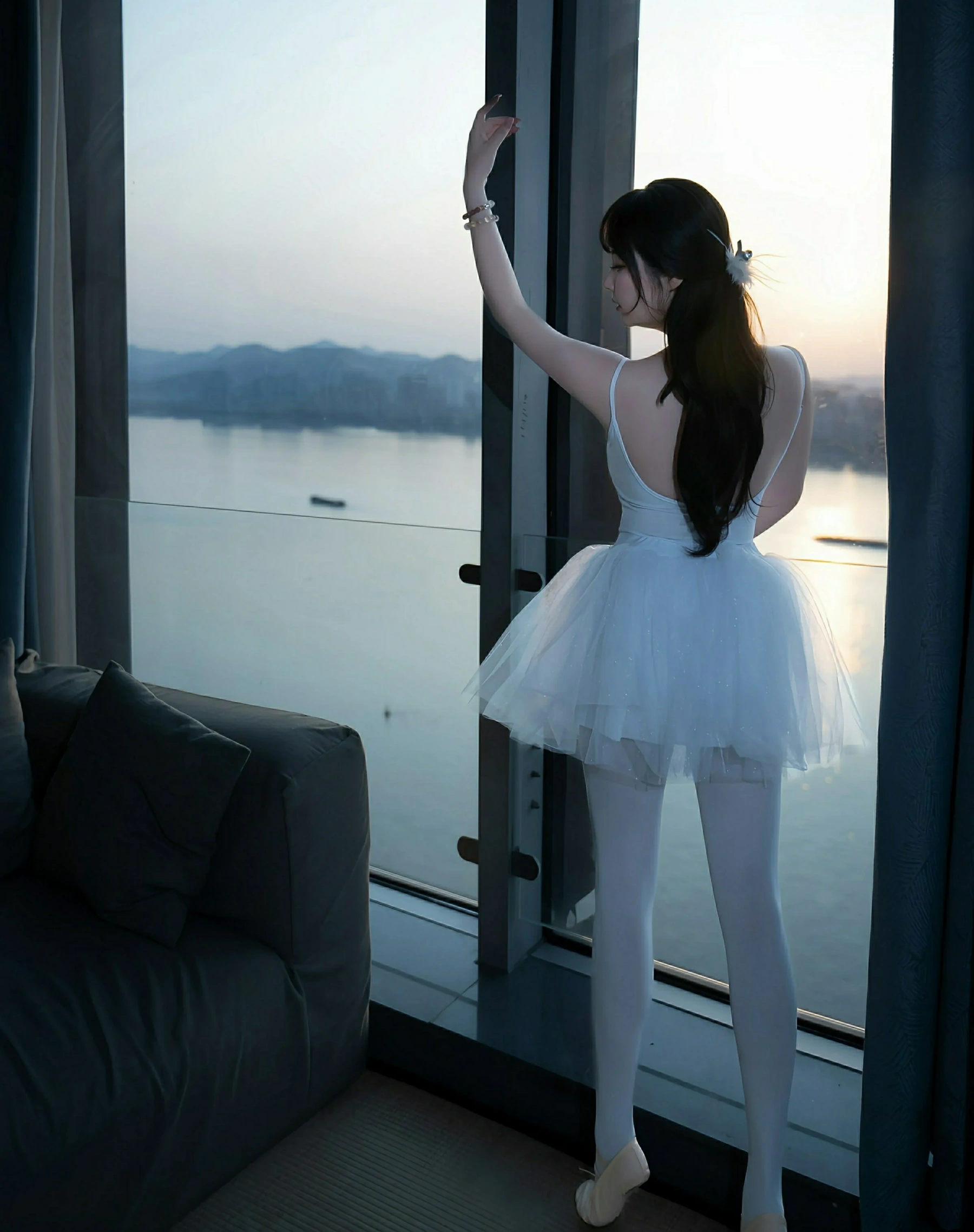  秀人网 No.10575 软情 [78P]第3张