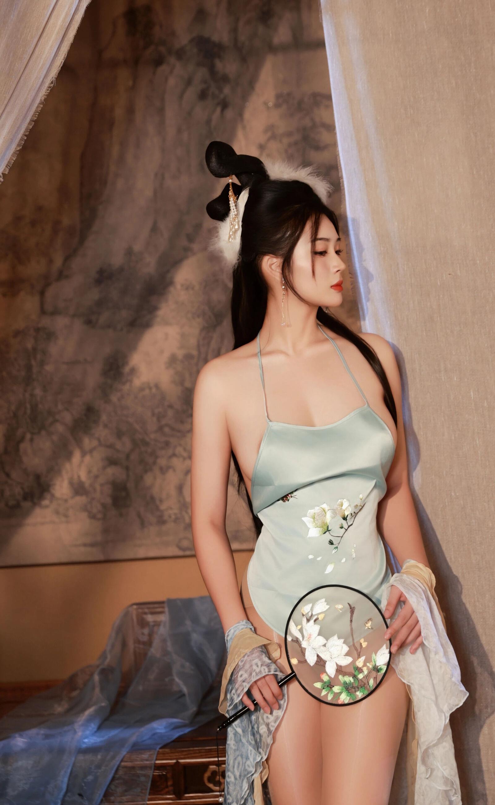  秀人网 No.10835 南乔 [75P]第19张