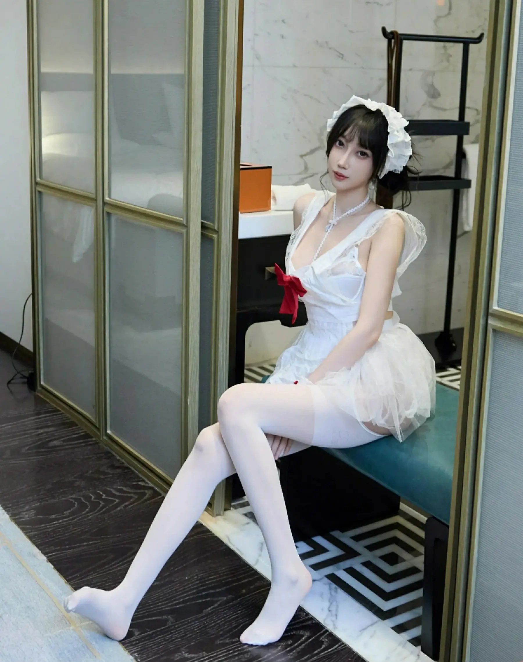  秀人网 No.10827 玥儿玥er [64P]第9张