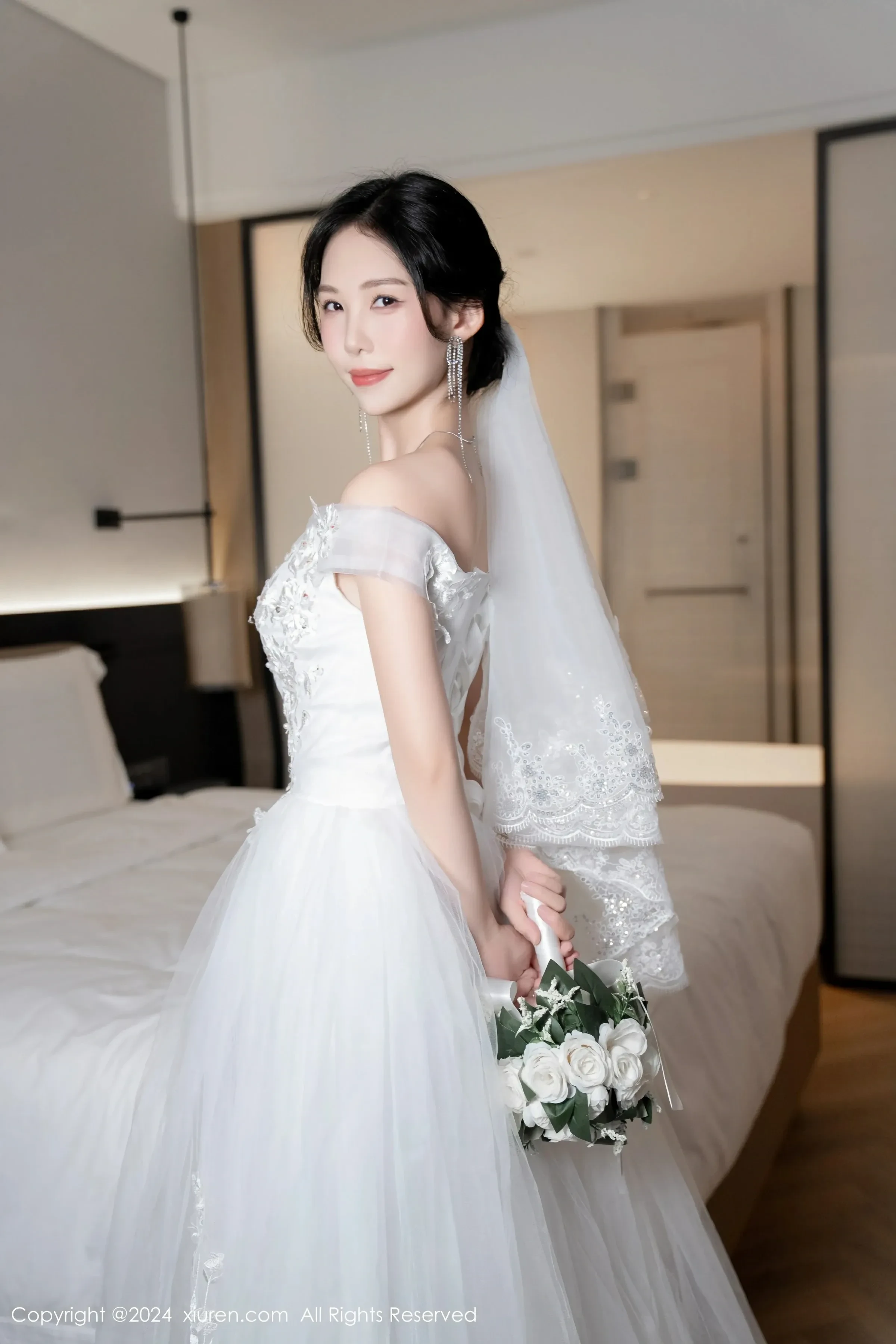  XiuRen 秀人 No.8998 利世 [100P]第9张