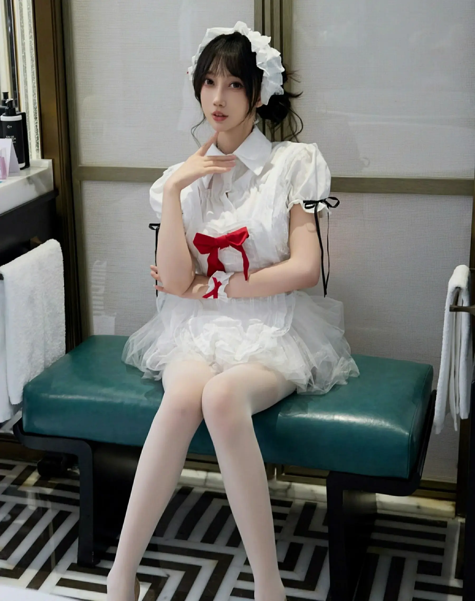  秀人网 No.10827 玥儿玥er [64P]第5张