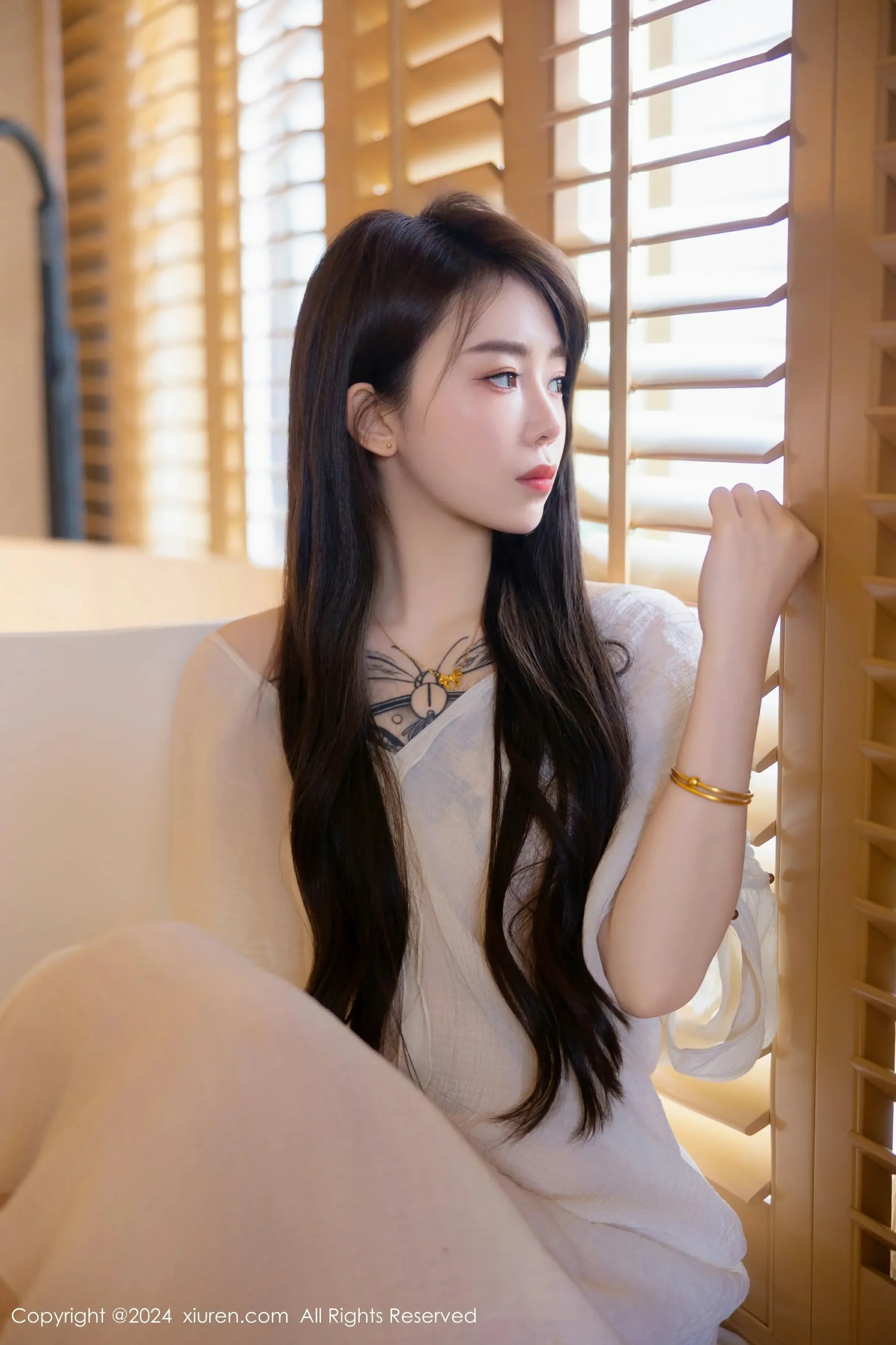  XiuRen 秀人 No.8842 夏竹 新人模特 [83P]第6张