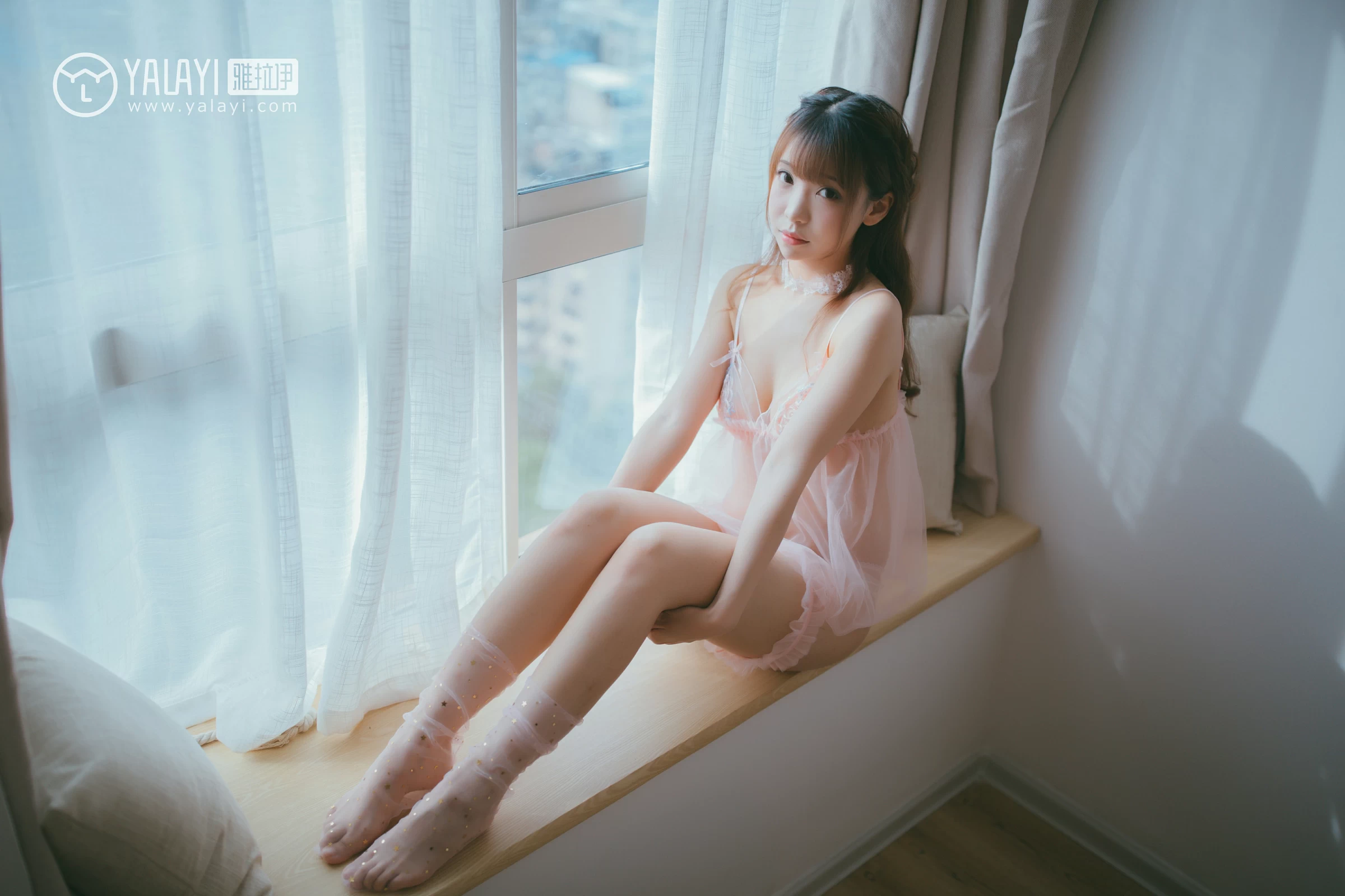 [YALAYI雅拉伊]NO.067 无痕 水花儿 粉色透视情趣内衣性感私房写真集第2张