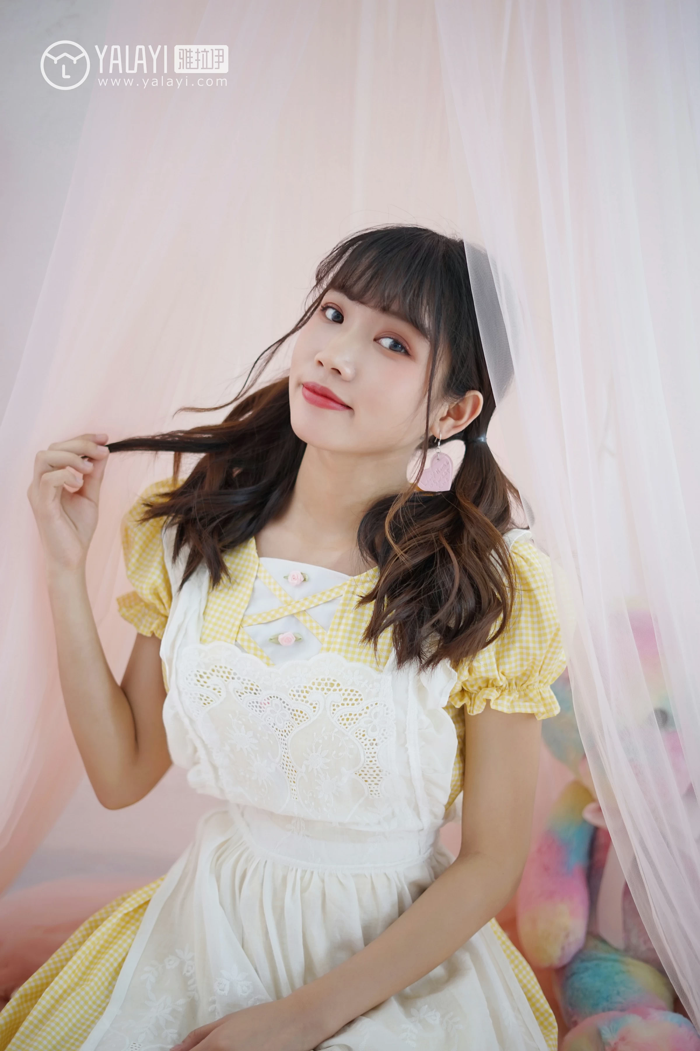 [YALAYI雅拉伊]NO.076 可爱女仆 公主小兔子 情趣制服连衣裙性感私房写真集第2张