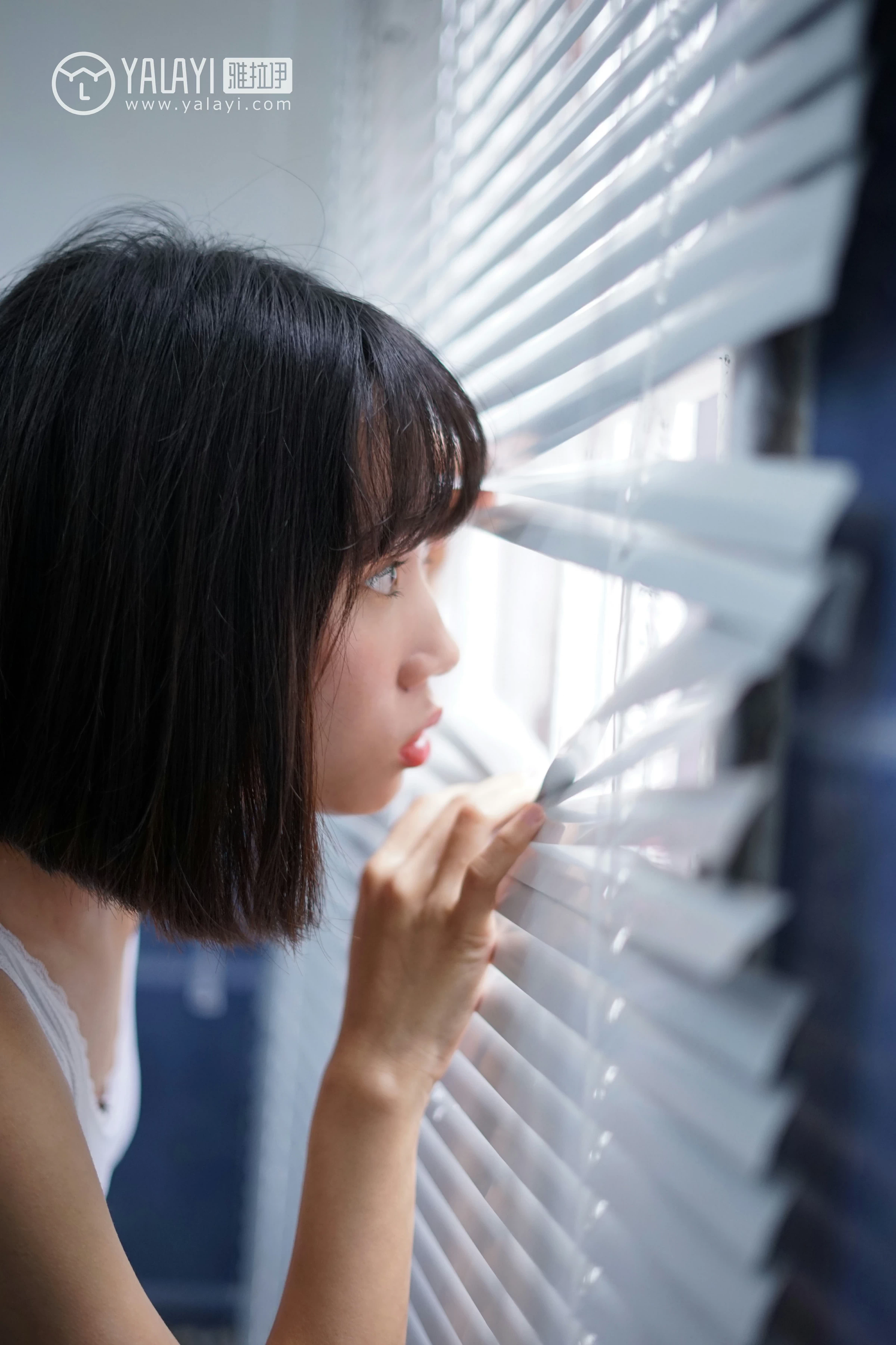[YALAYI雅拉伊]NO.081 雨后晴空 公主小兔子 黑色吊带连衣裙与白色背心加短裤性感私房写真集第18张