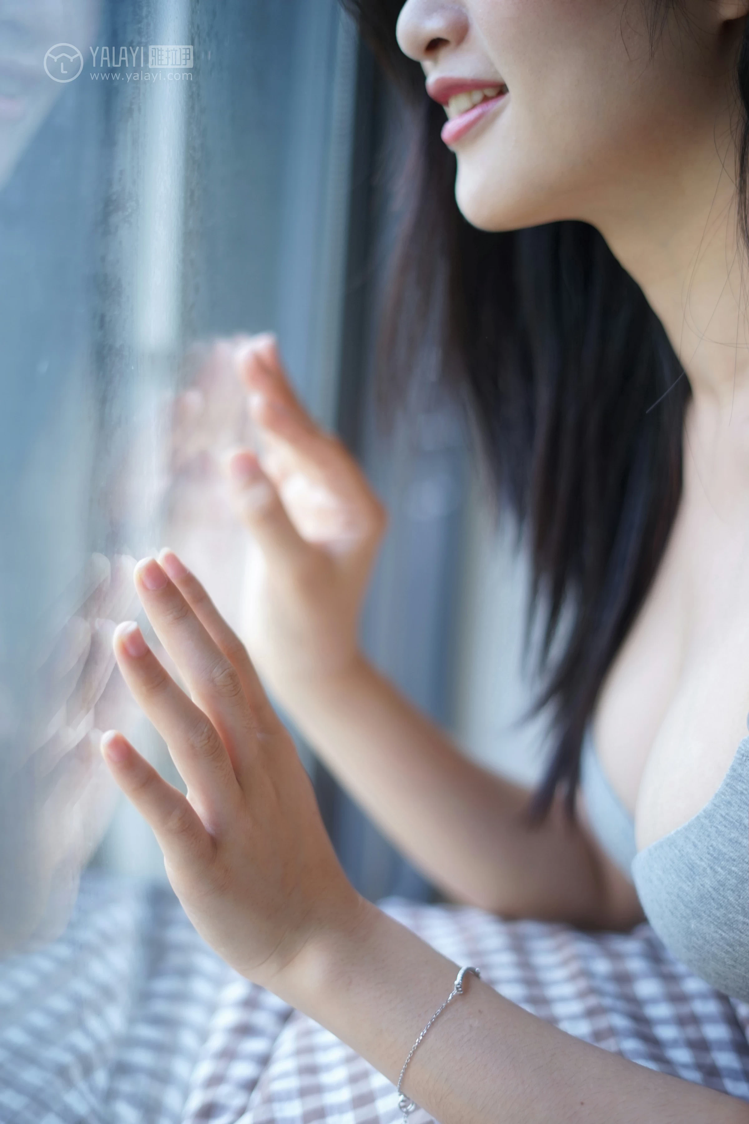 [YALAYI雅拉伊]NO.096 灰色渐白 塔塔 灰色短袖加灰色内衣性感私房写真集第10张