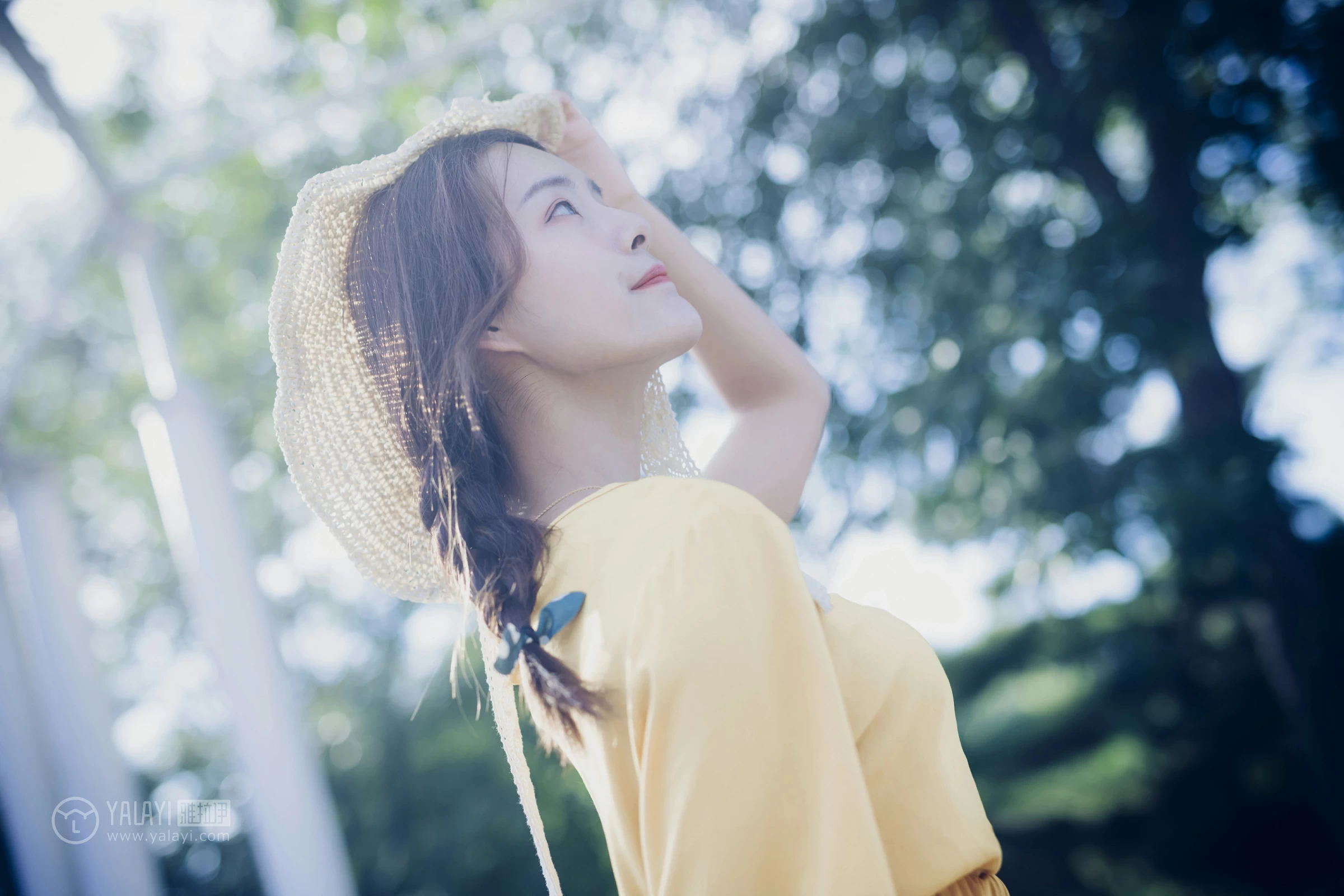 [YALAYI雅拉伊]NO.117 夏日小清新 白日梦 黄色蕾丝连衣裙清纯私房写真集第7张