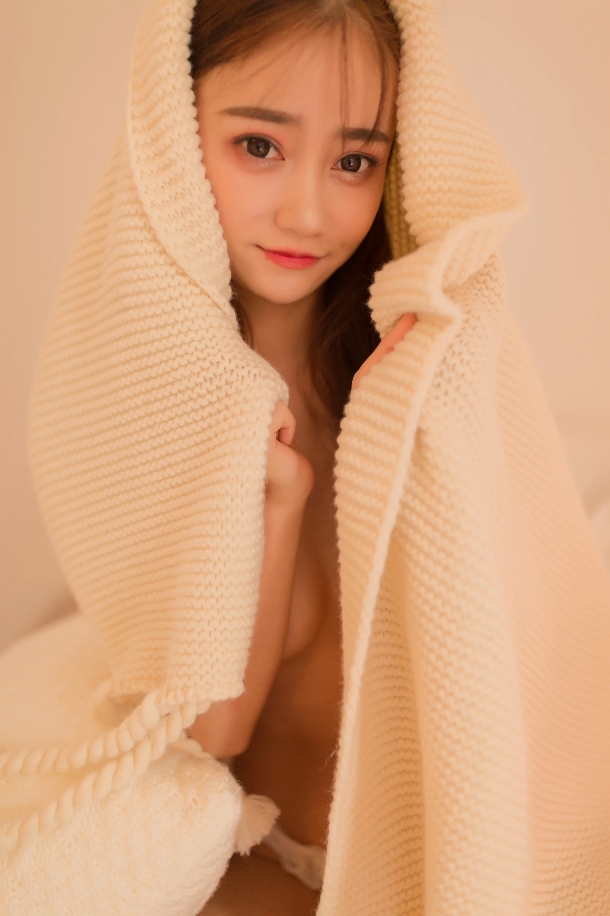 [YALAYI雅拉伊]NO.128 港女 李诗雨 粉色情趣睡衣与短裙加情趣内衣性感私房写真集第13张