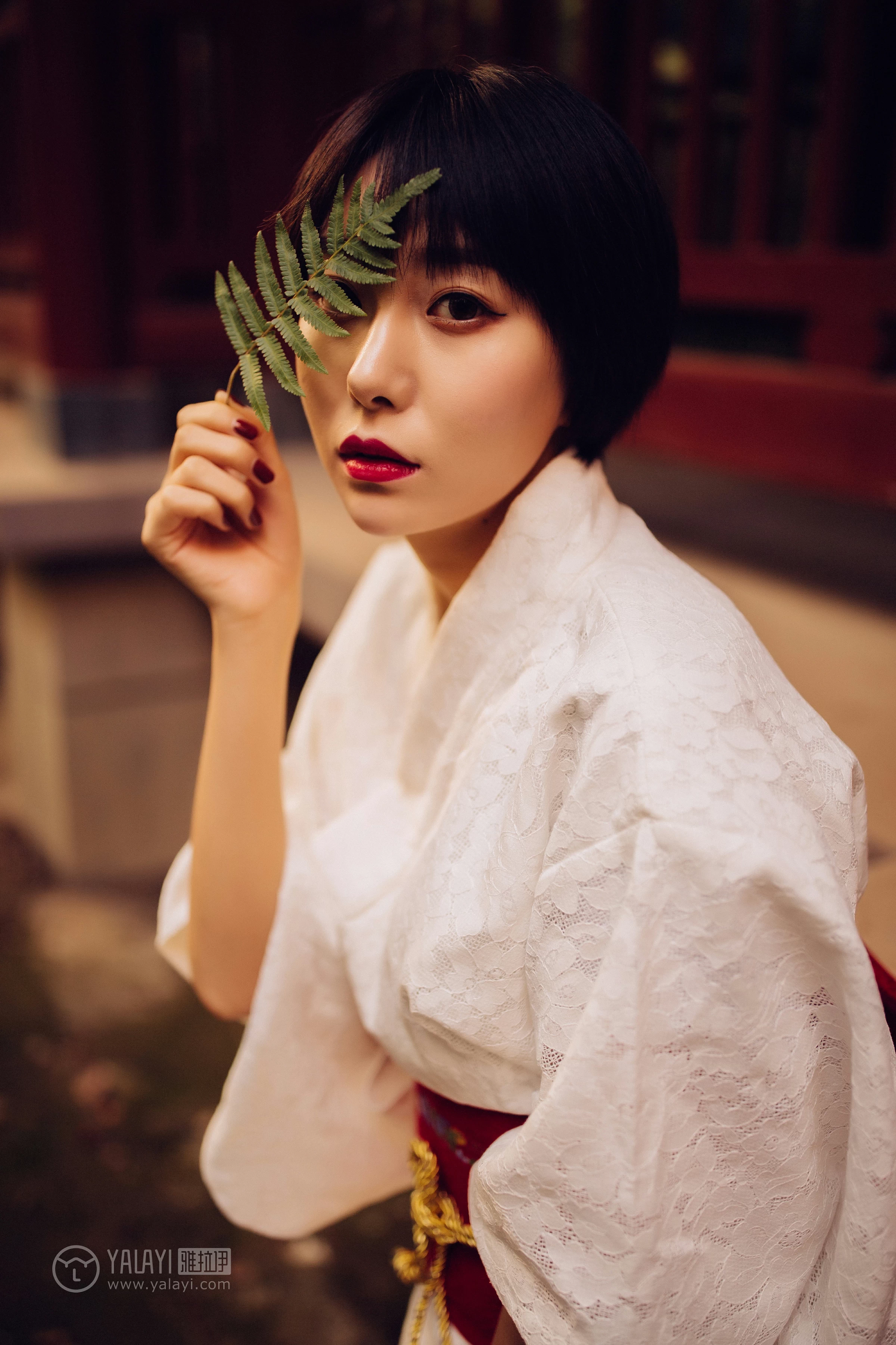 [YALAYI雅拉伊]NO.136 夕阳下的和风少女 静静 白色透视镂空和服性感私房写真集第13张