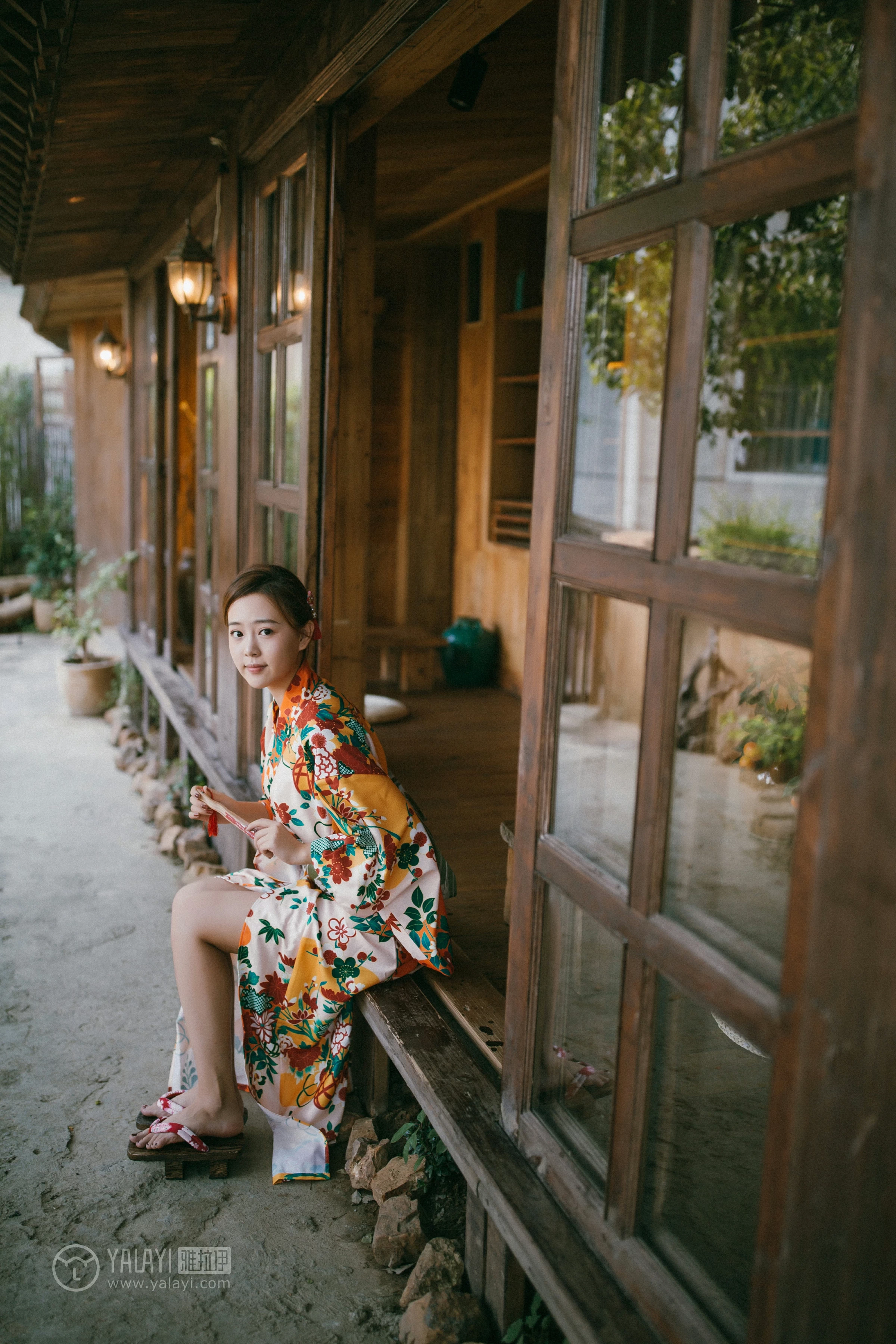 [YALAYI雅拉伊]NO.140 日清和室 张雨青 碎花和服性感私房写真集第5张