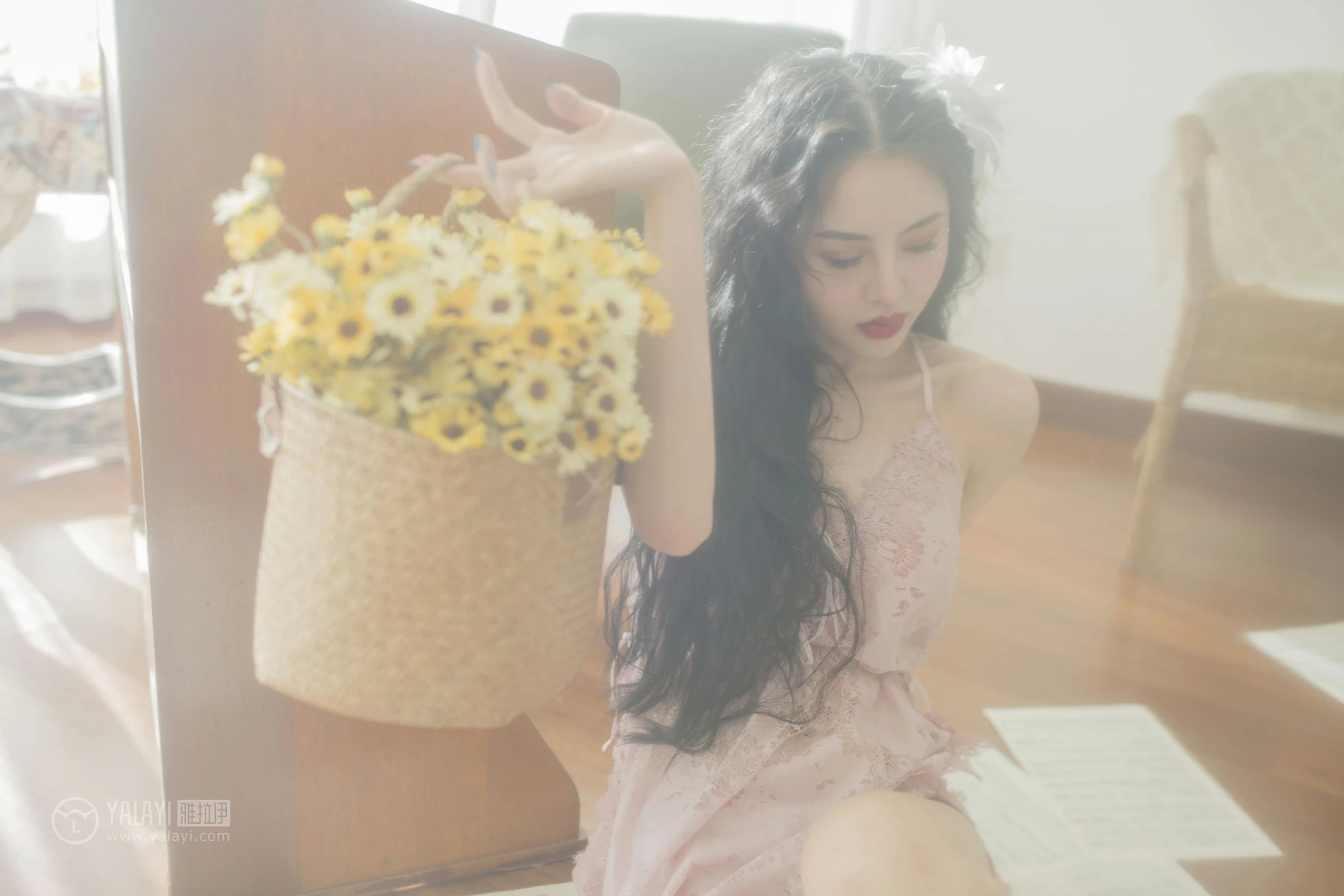 [YALAYI雅拉伊]NO.150 橘色的暖阳花 凉儿 粉色透视情趣蕾丝睡衣性感私房写真集第6张