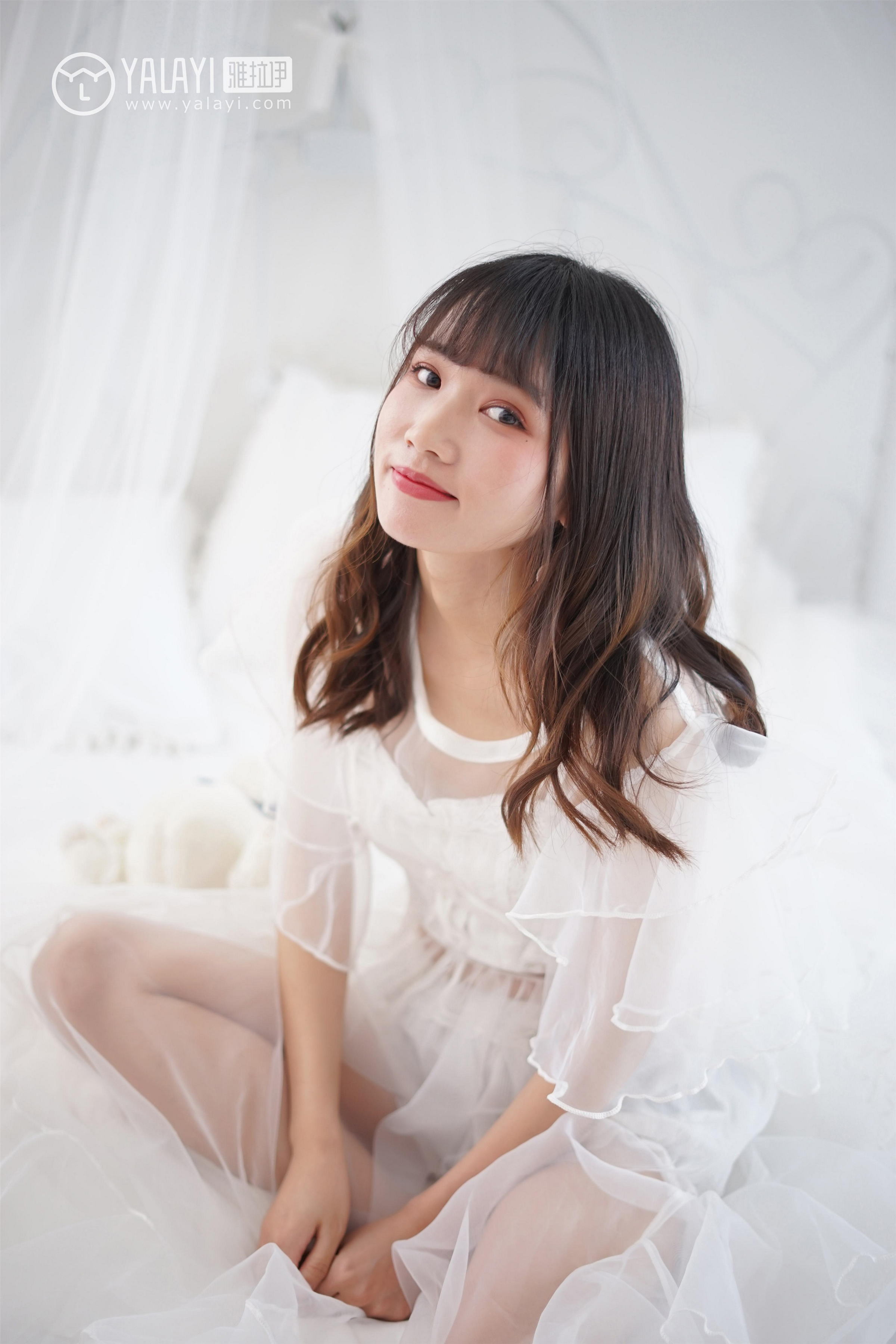[YALAYI雅拉伊]NO.001 恋上你的床 公主小兔子 透视连衣裙性感私房写真集第3张