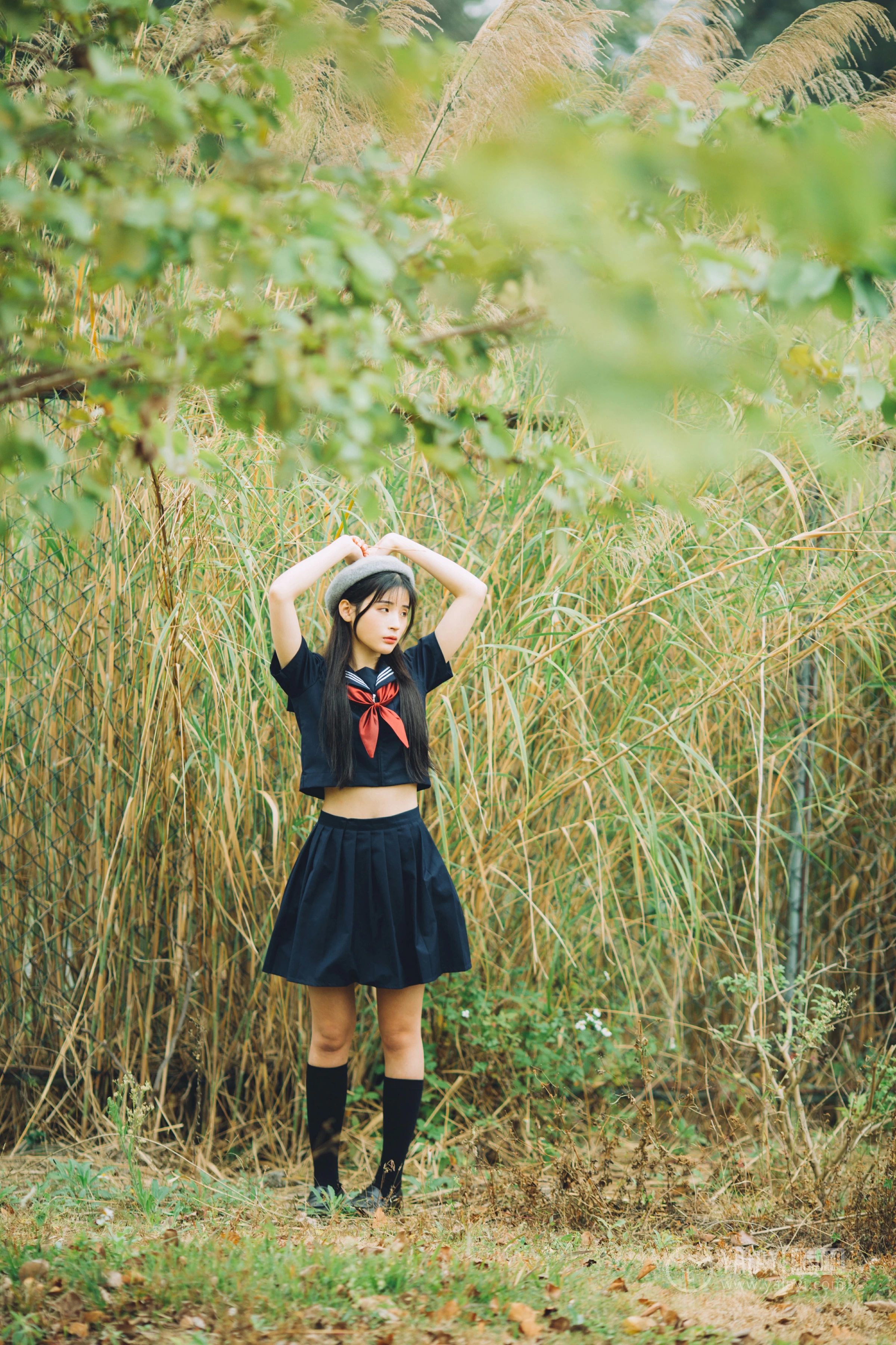 [YALAYI雅拉伊]No.189 青涩岁月 阿惜 蓝色情趣高中女生制服加短裙性感私房写真集第12张