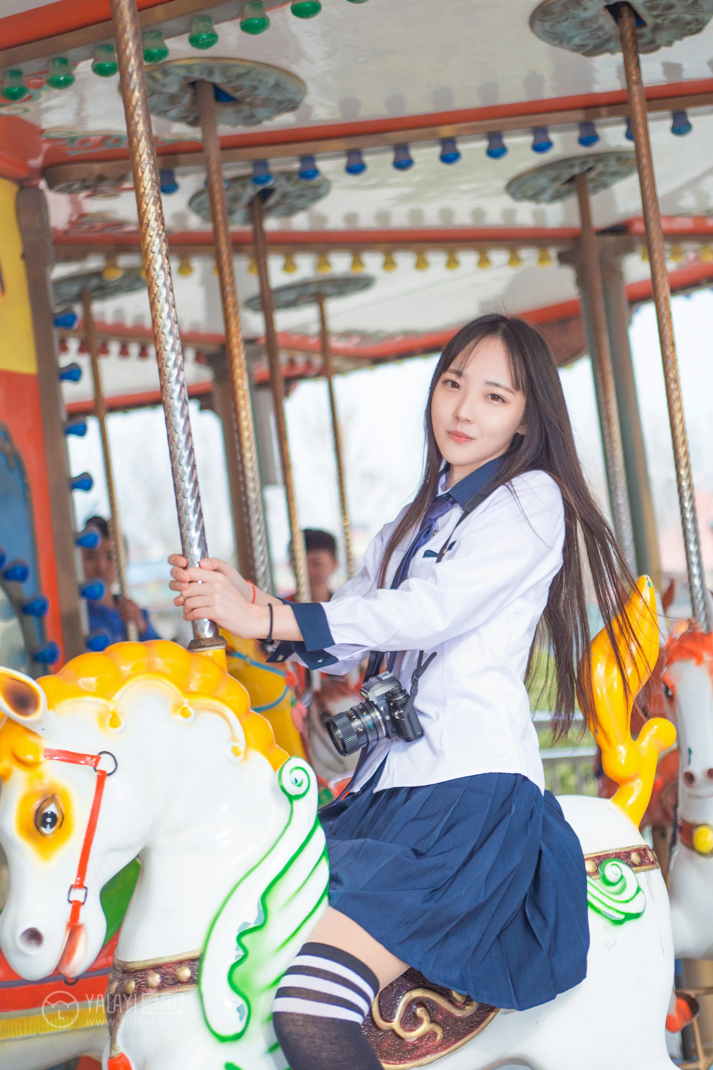 [YALAYI雅拉伊]No.229 小清新 文慧慧 日本高中女生制服与短裙加黑色丝袜美腿性感私房写真集第15张