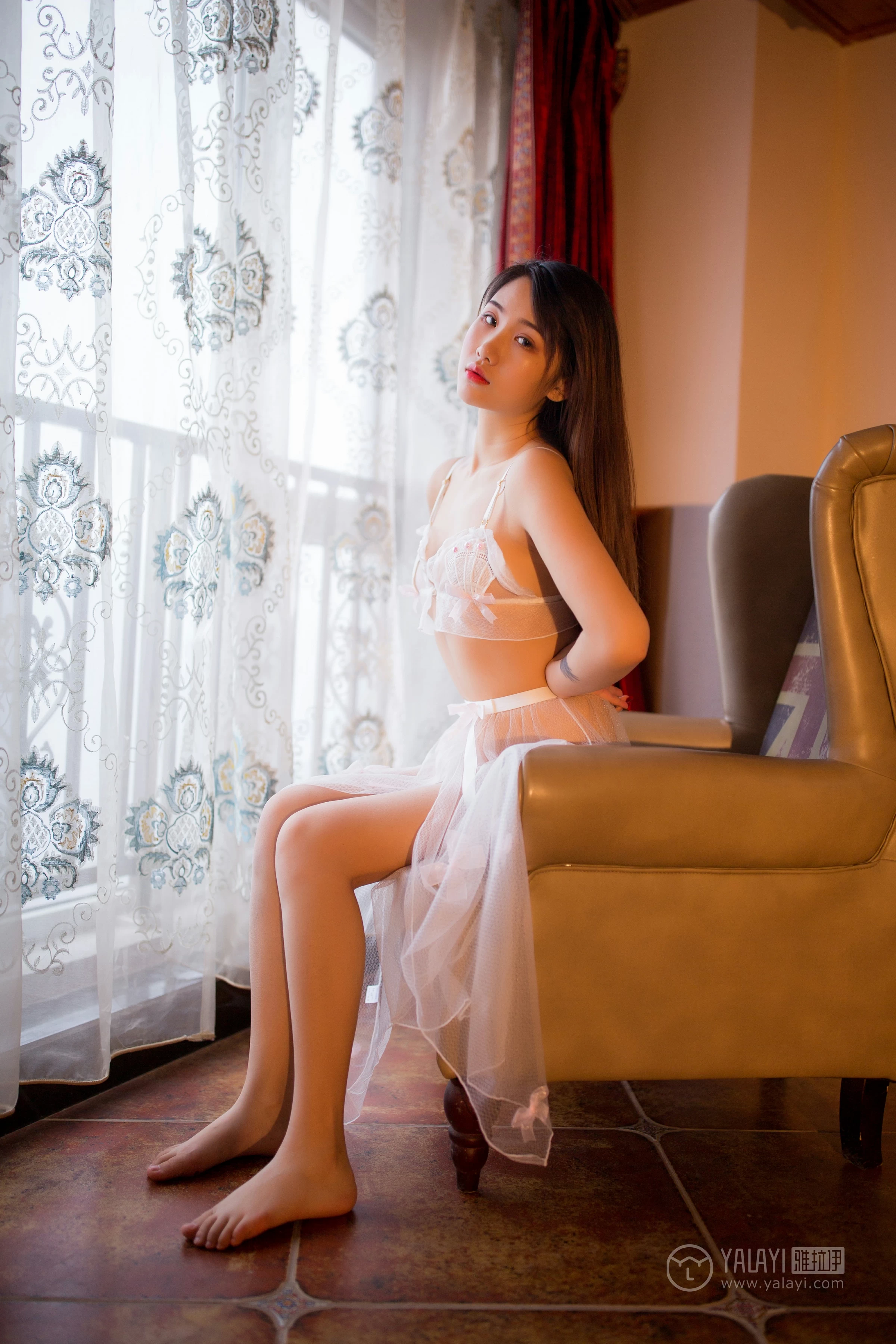 [YALAYI雅拉伊]No.223 香闺美人 籹籹仔 白色透视情趣内衣性感私房写真集第8张