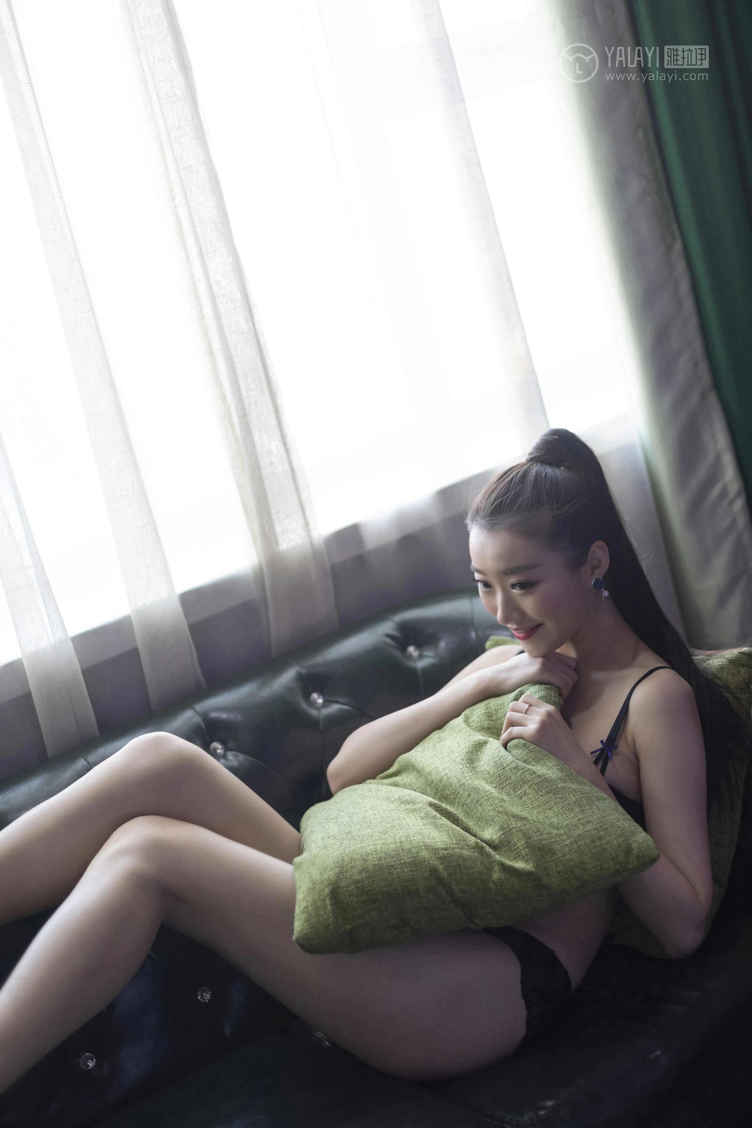 [YALAYI雅拉伊]No.228 紫纱 心怡 黑色蕾丝内衣性感私房写真集第6张